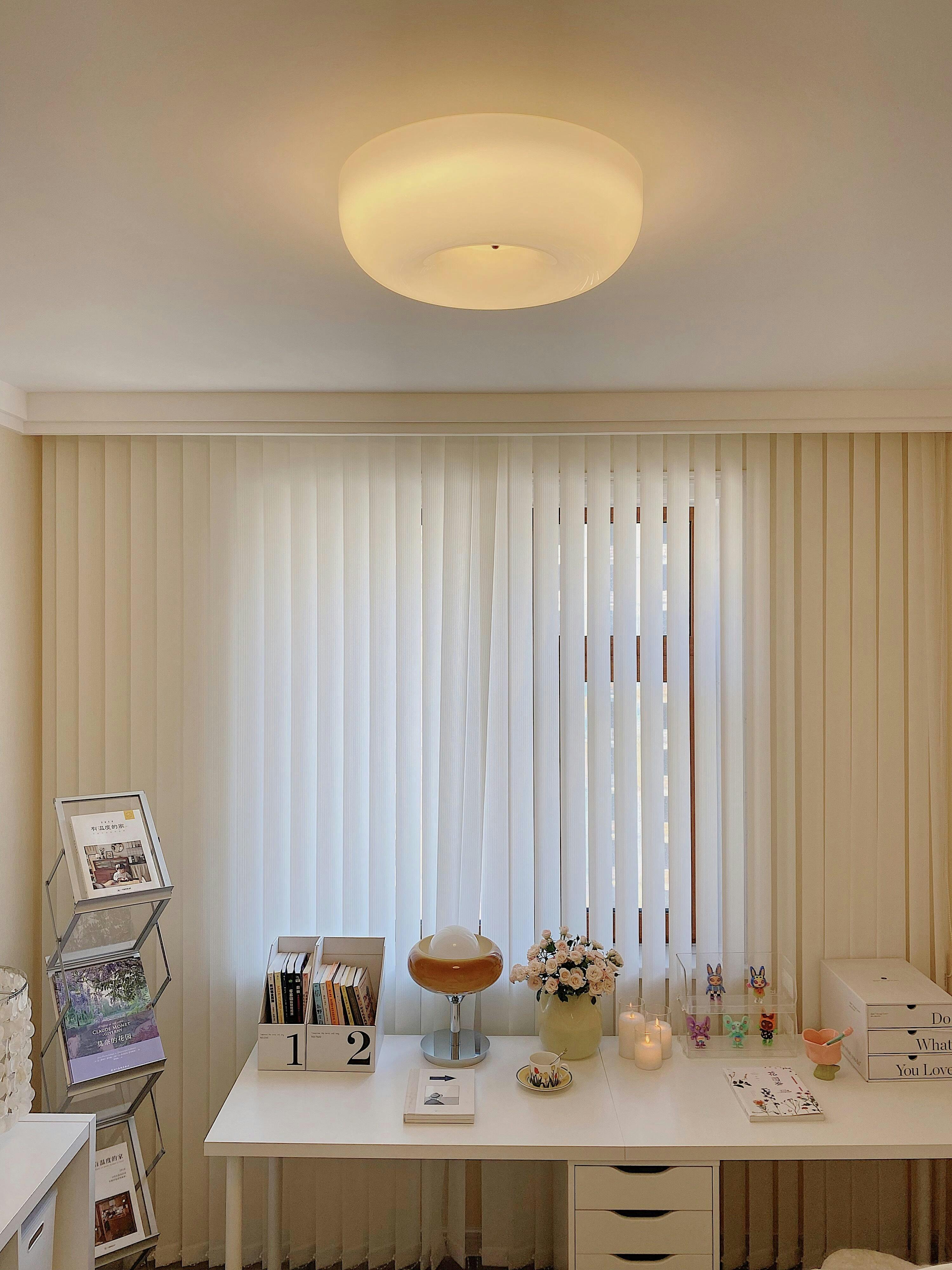 クリームプディングシーリングランプ