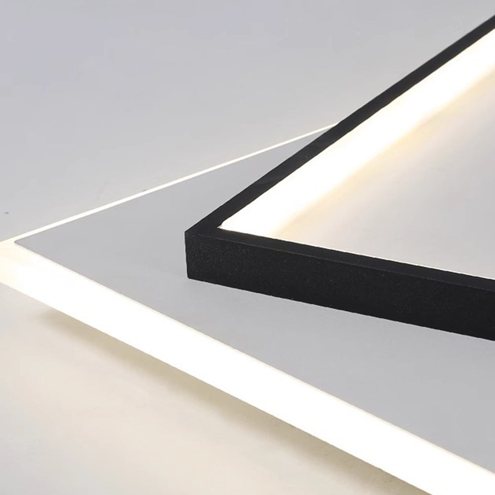 リビングルームに最適な、現代的なゴールドとブラックのLEDシーリングライト