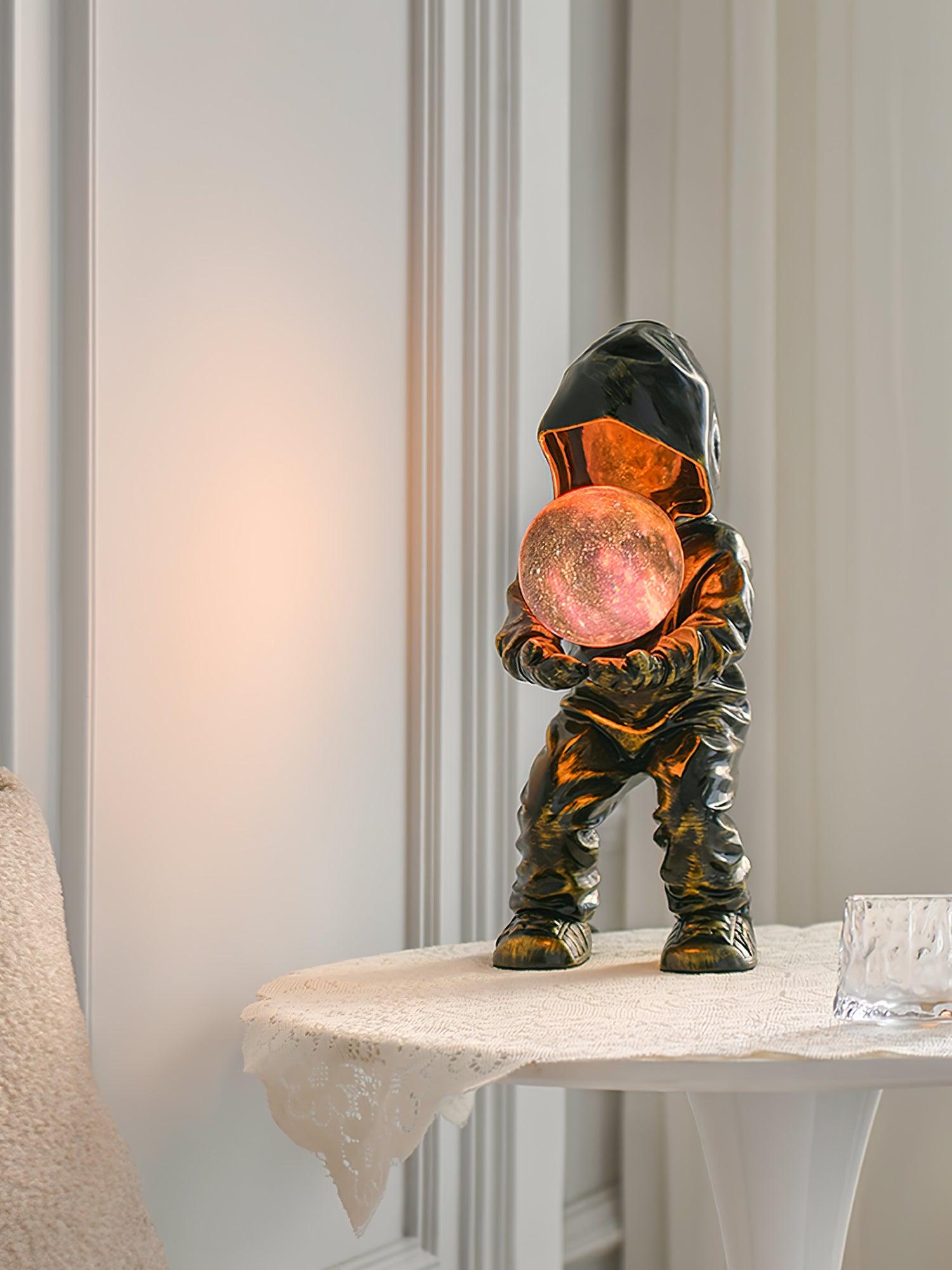 ハッカープラネット テーブルランプ