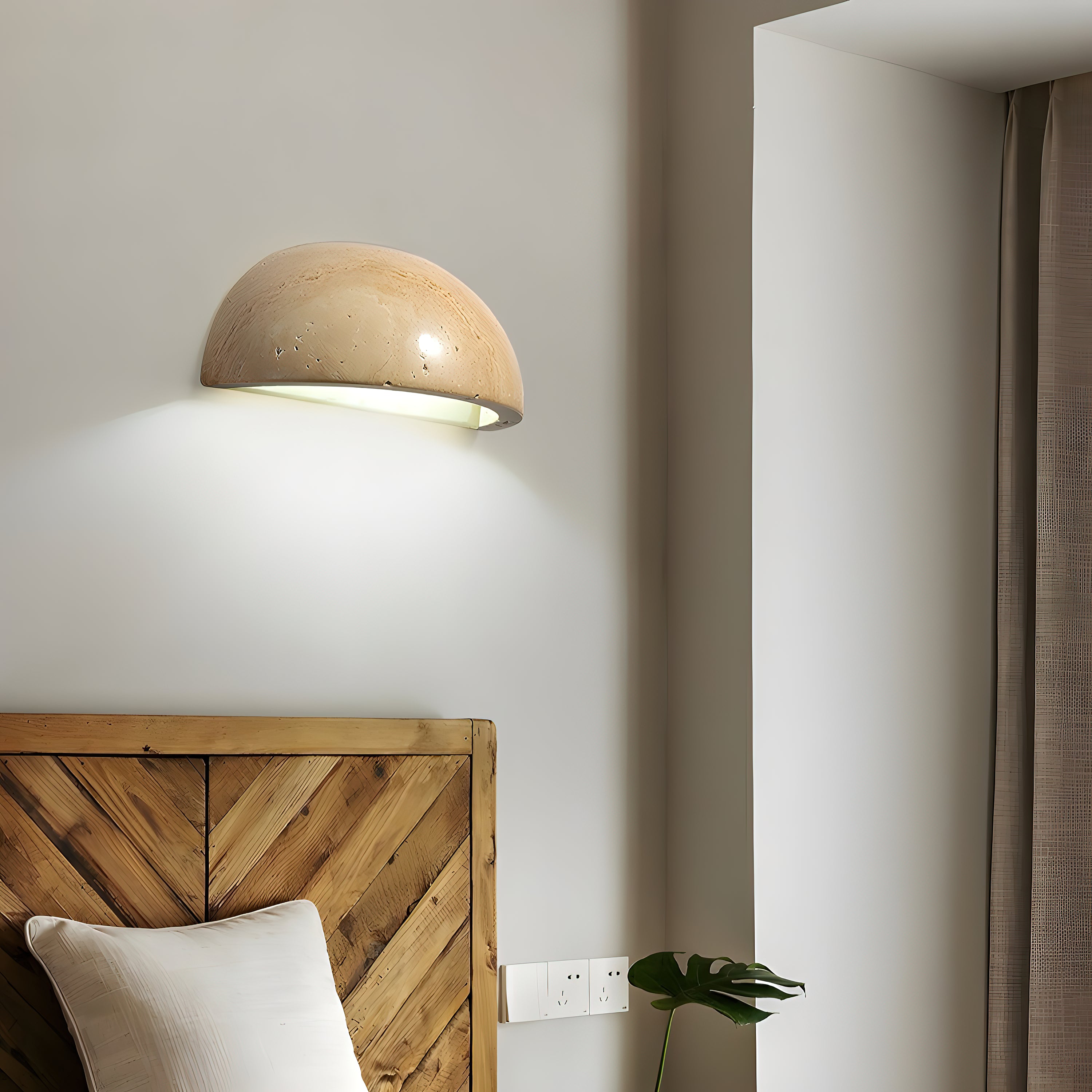 Phanuel Wall Lamp