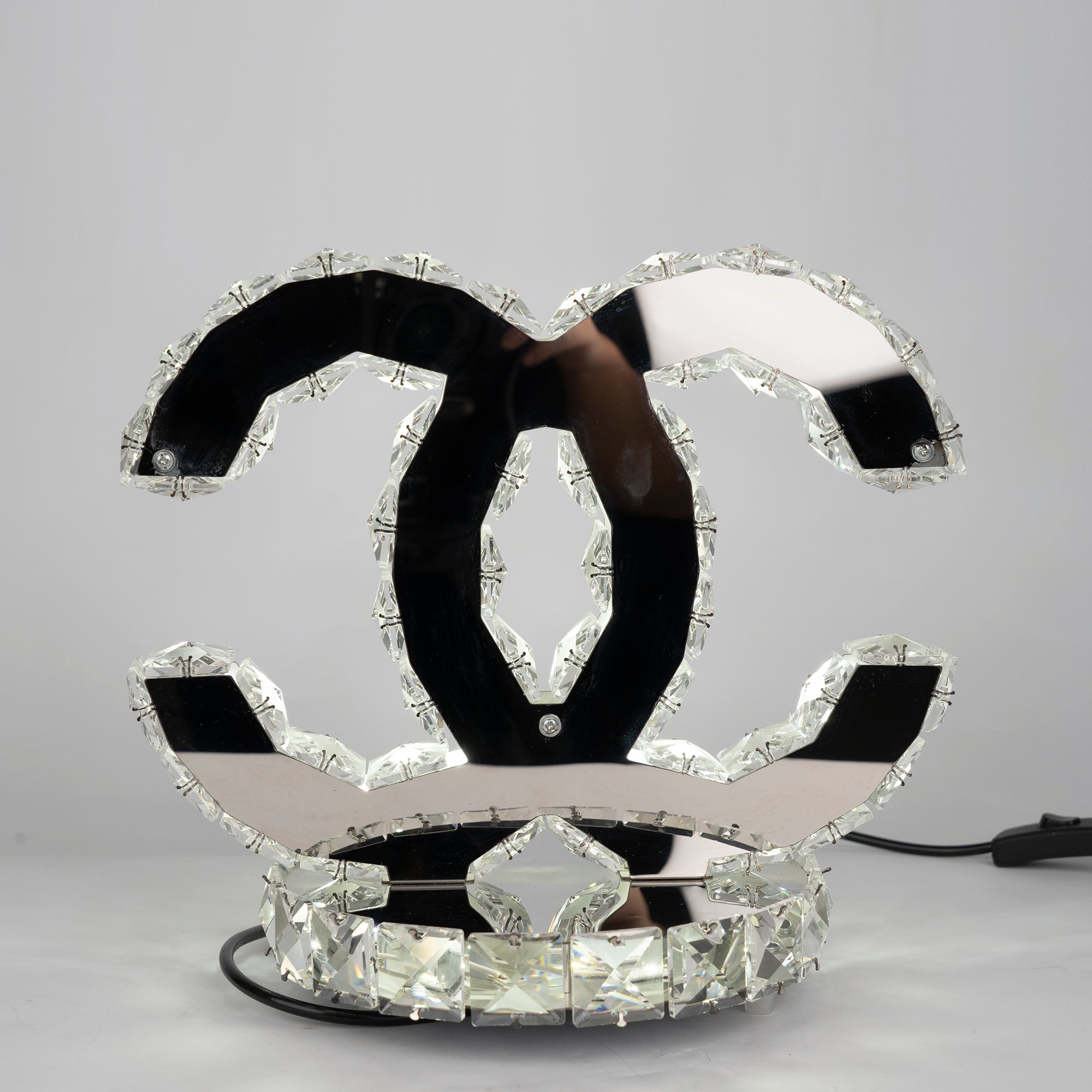 ステンレススチールクリスタルテーブルランプ