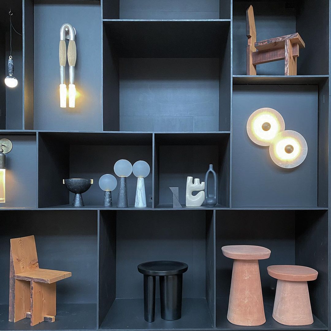 Alabaster Planes Wall Lamp