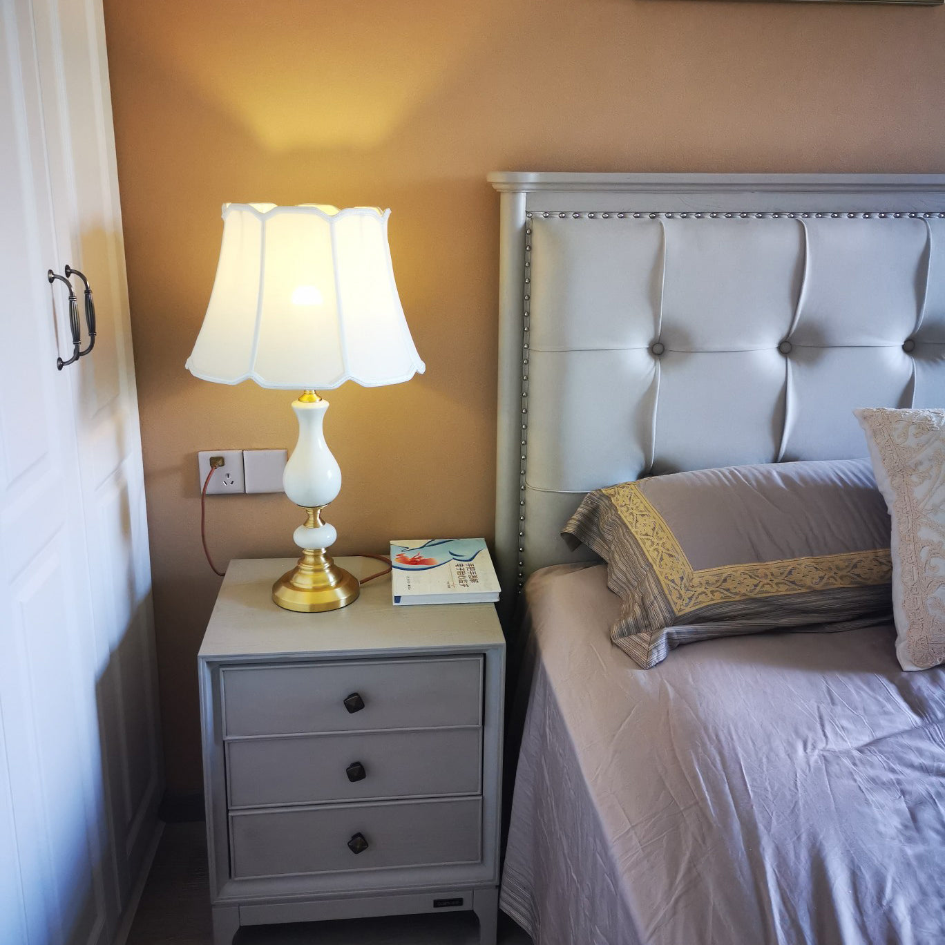 カルロ テーブルランプ