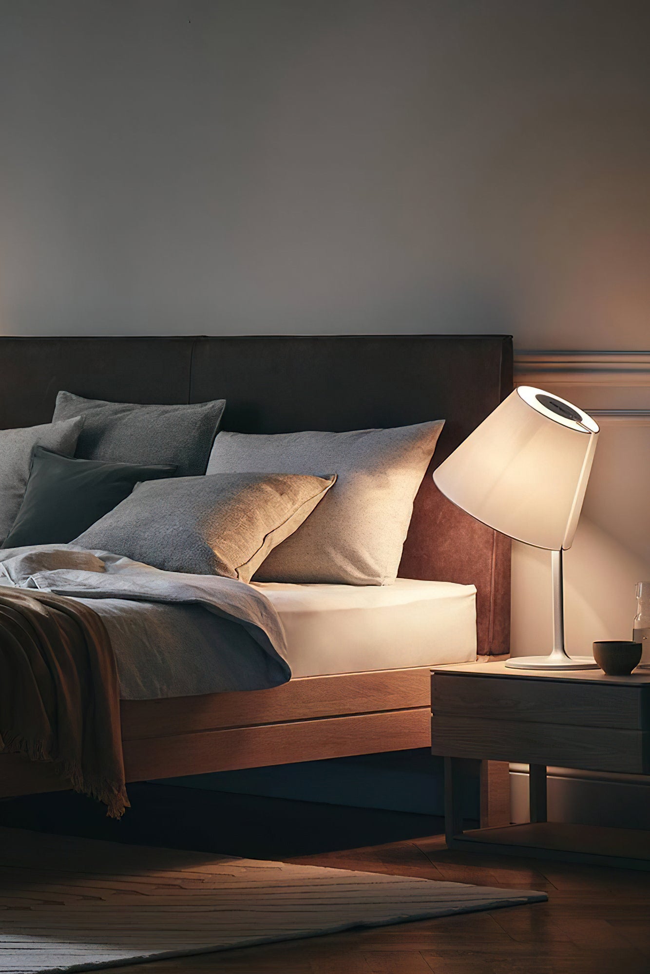 シスブ テーブルランプ