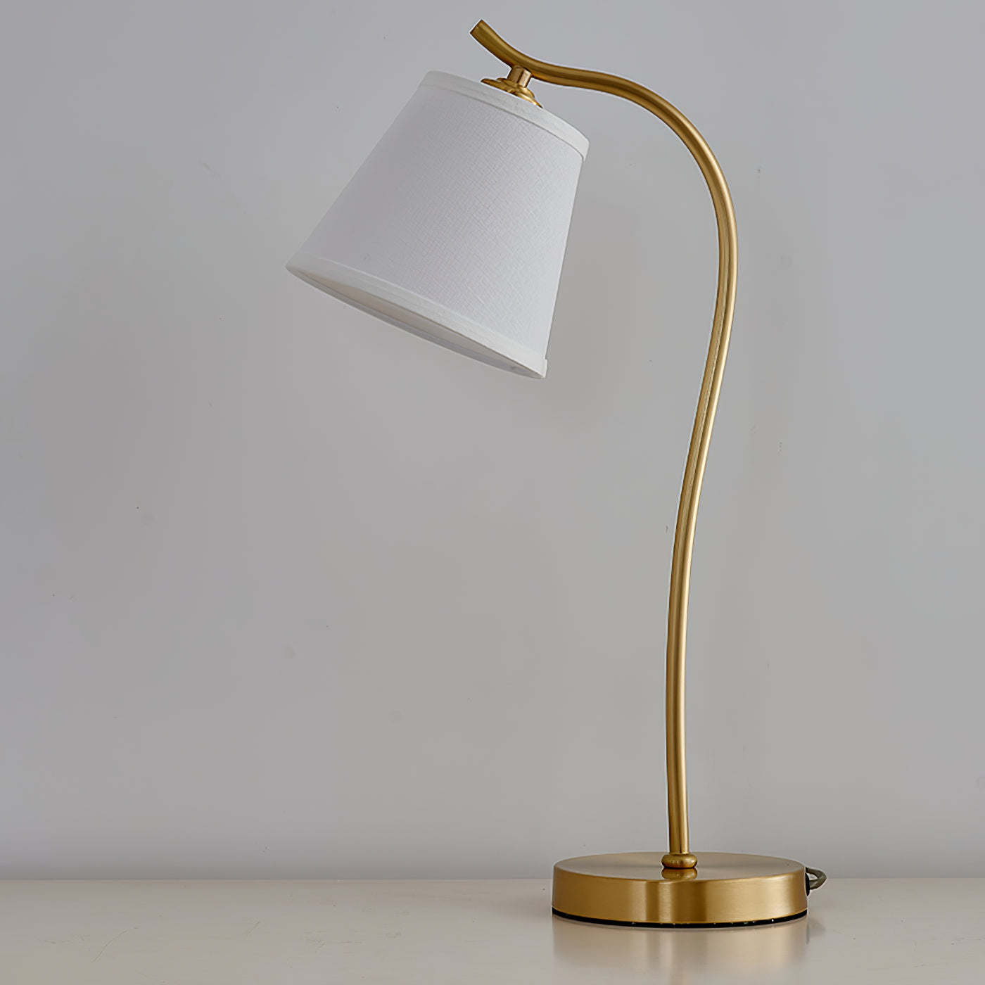 アネタ テーブルランプ