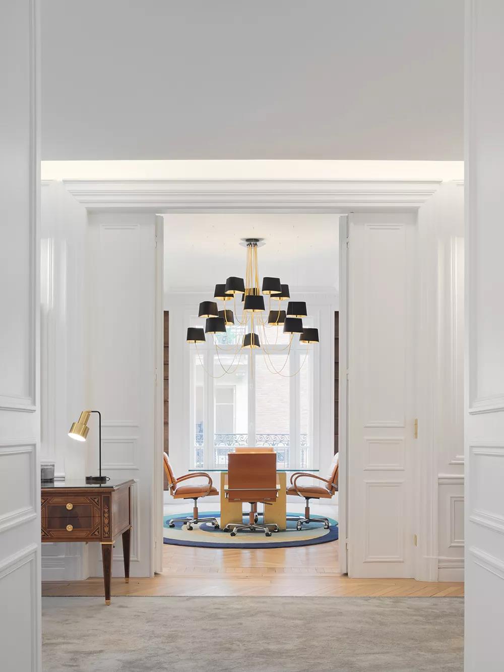 装飾要素シャンデリア