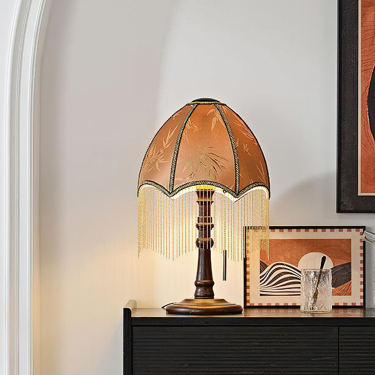 タッセルビーズテーブルランプ