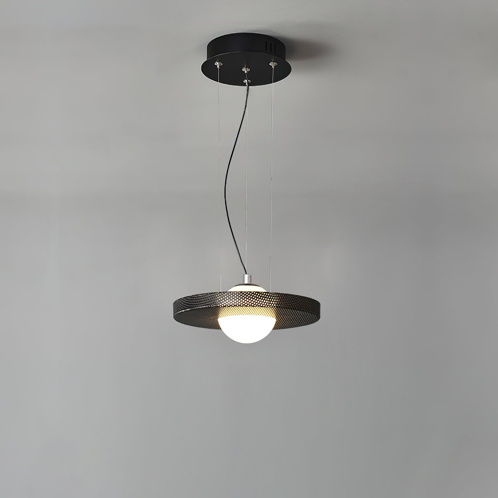 フリスビーシャンデリア