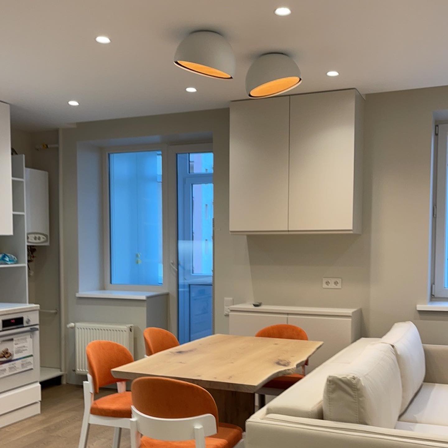 デュオシーリングランプ