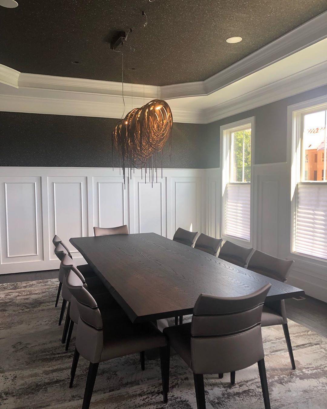 Volver Round Chandelier