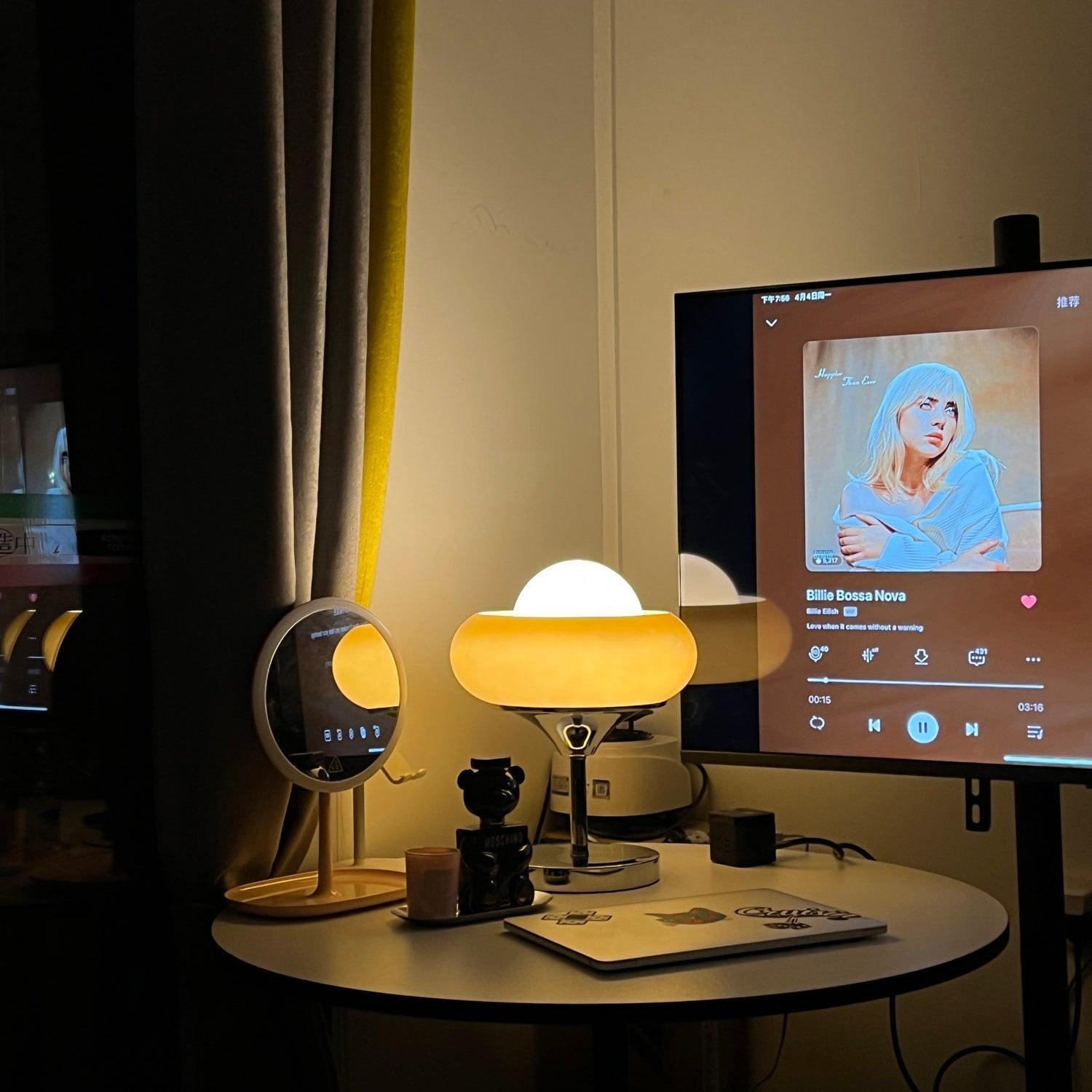 ハーベイ テーブルランプ