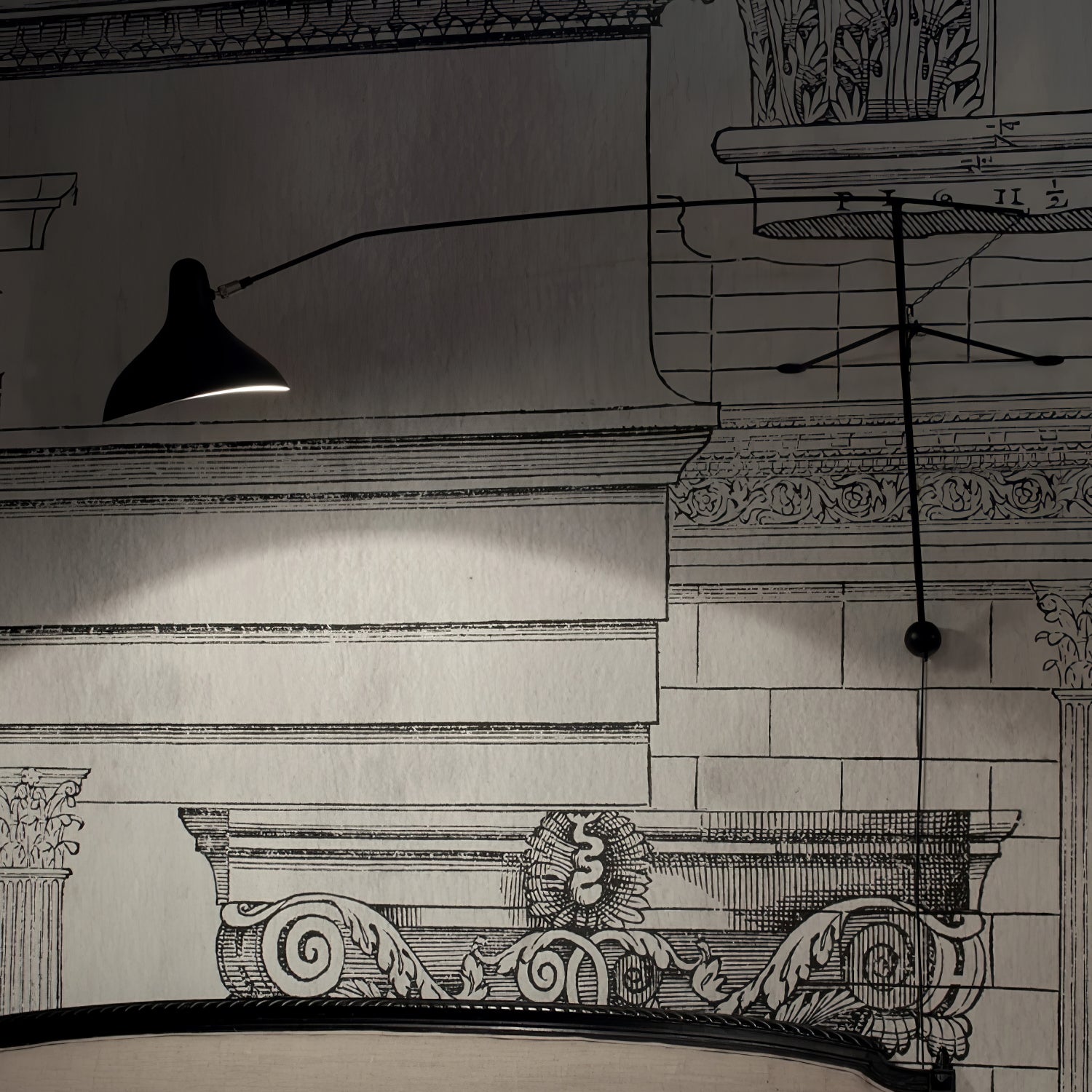 マンティスアームウォールランプ