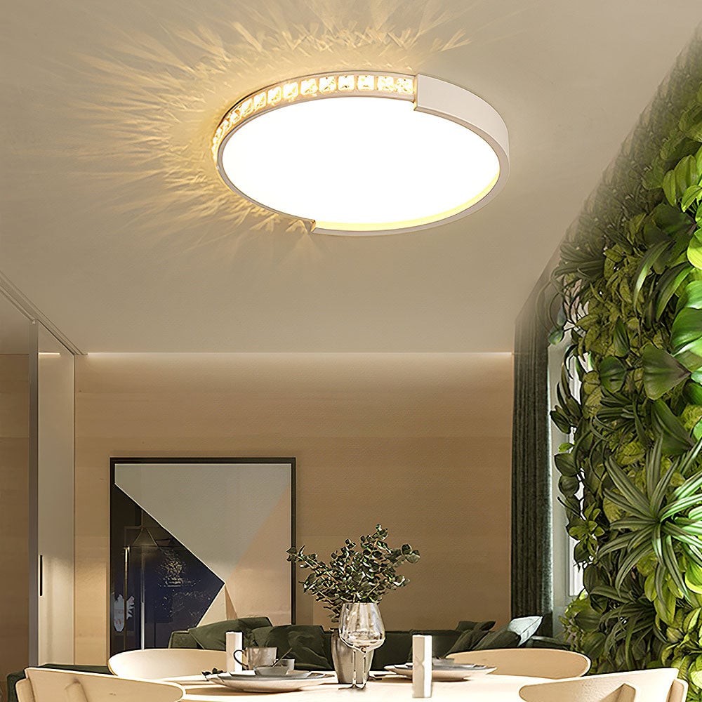 リビングルームに最適なモダンな鉄製LEDシーリングライト