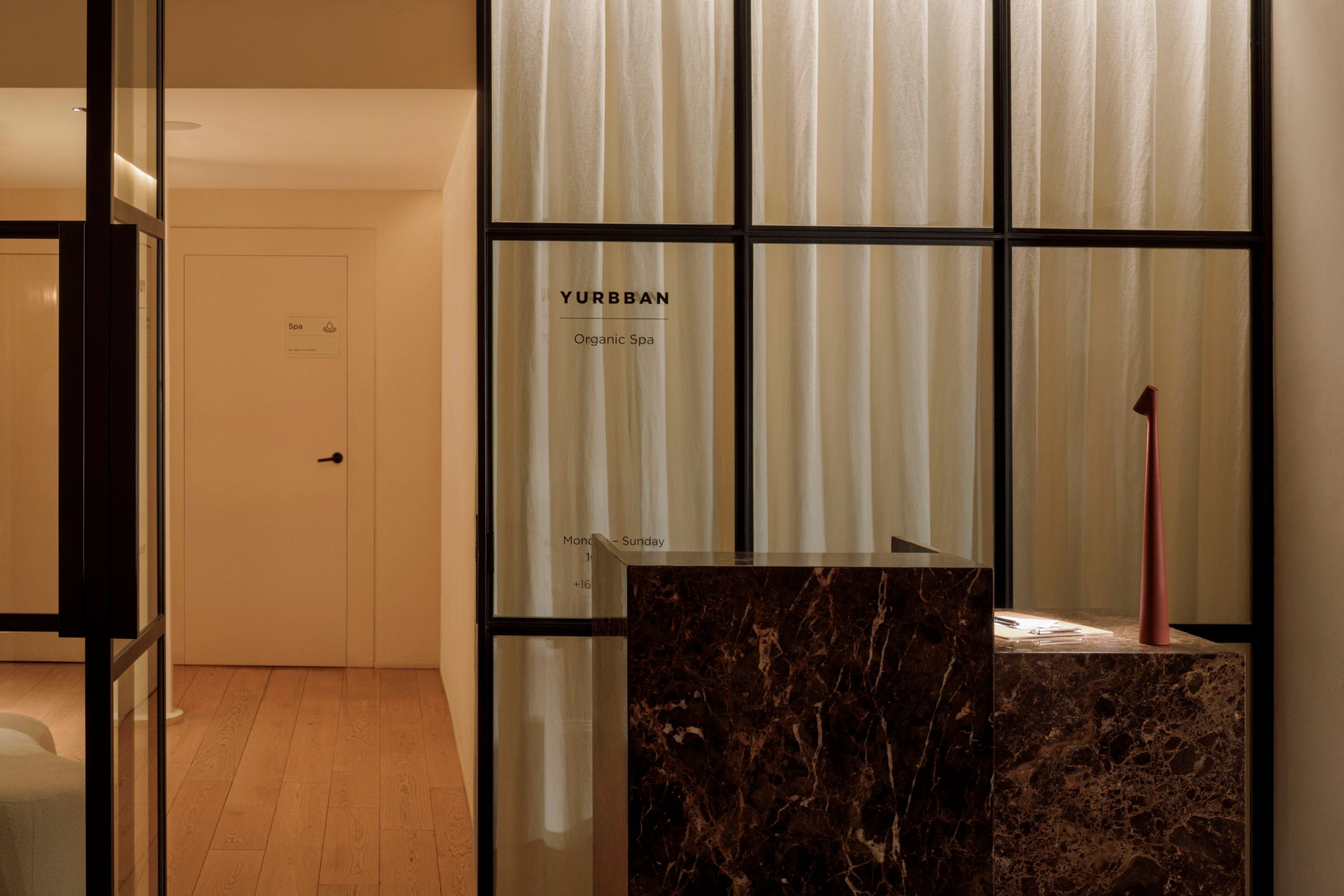 アフリカ ポータブル テーブル ランプ