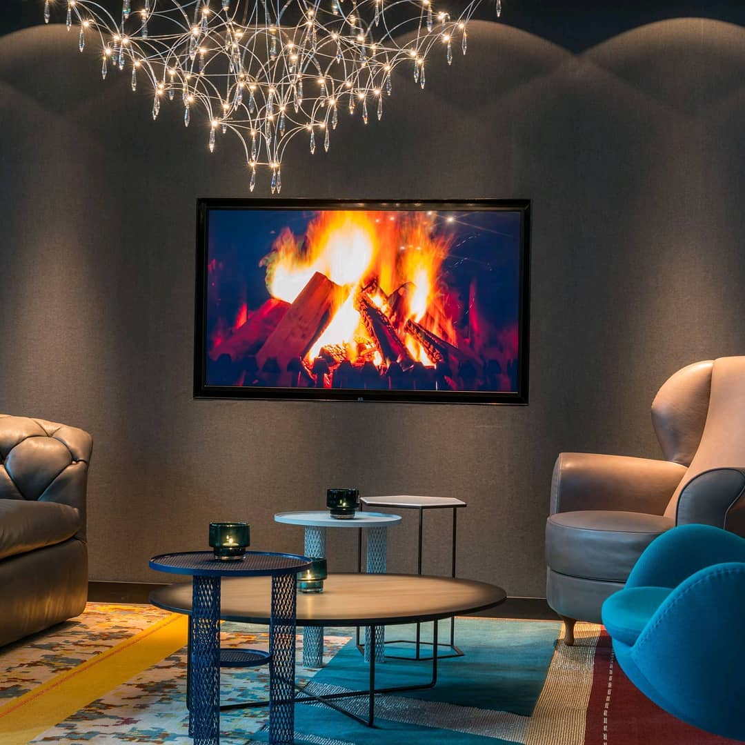 ミラ・シャンデリア