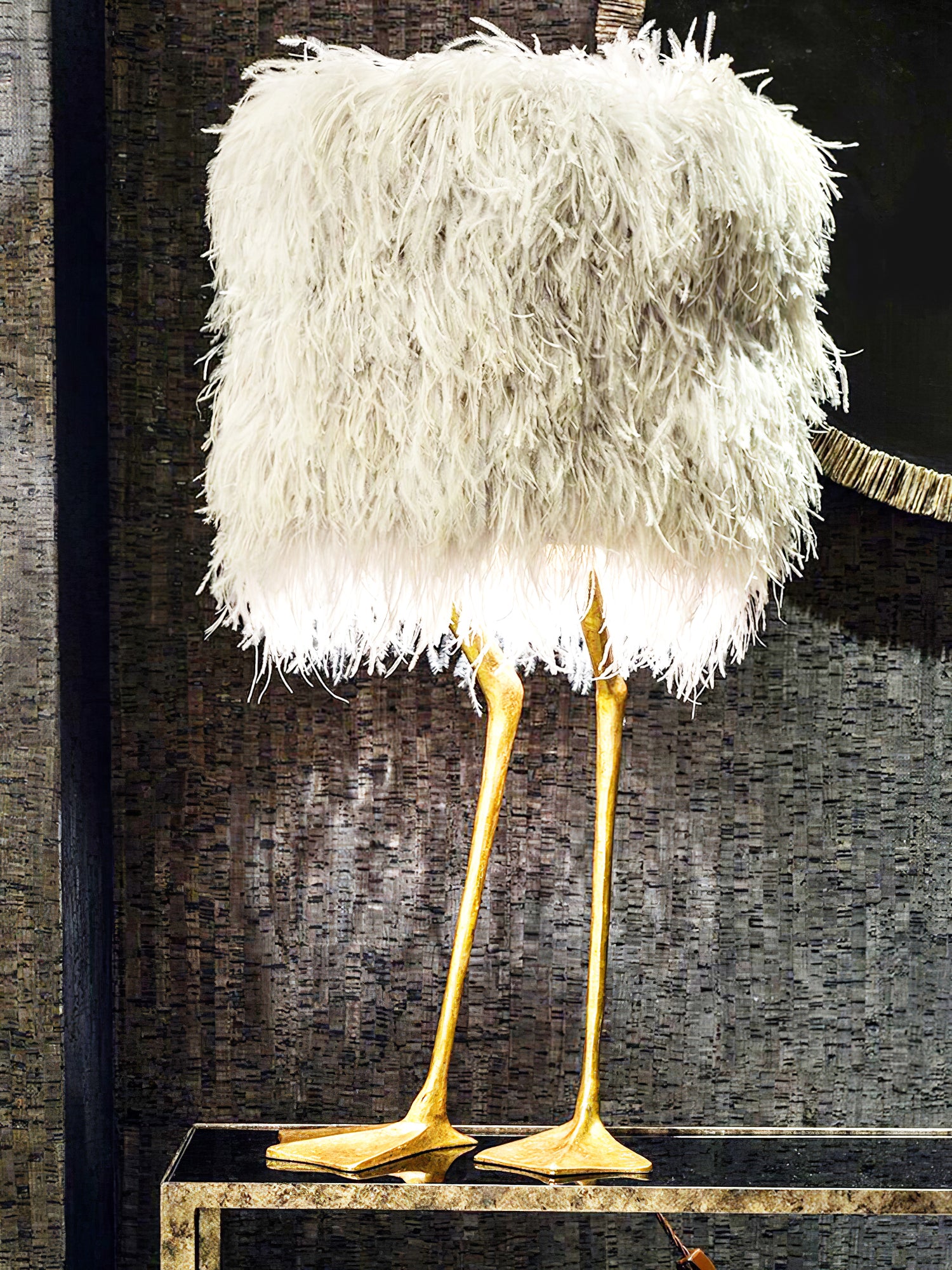 アヒルの足の羽根テーブルランプ