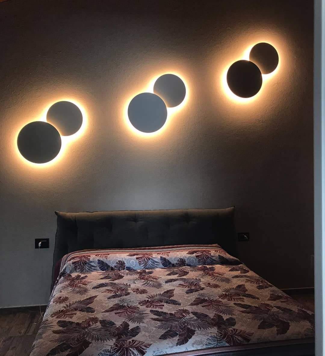 Puck Wall Art Wall Lamp