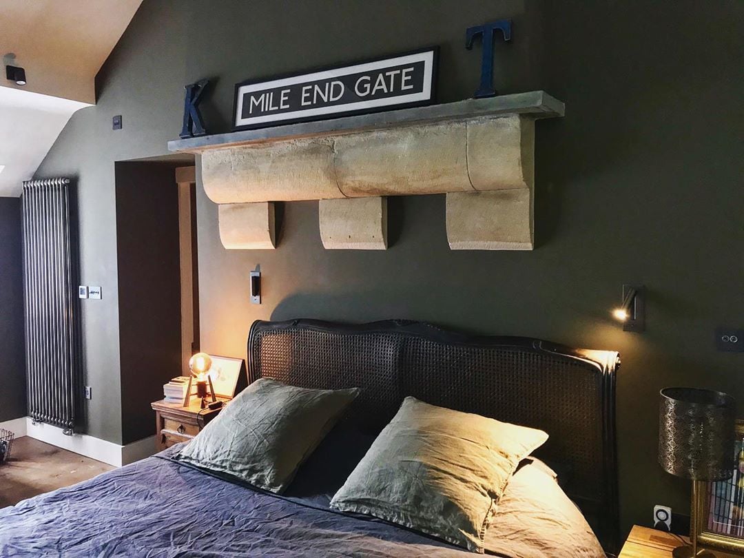 Modern Minimalist Bedroom Wall Lamp