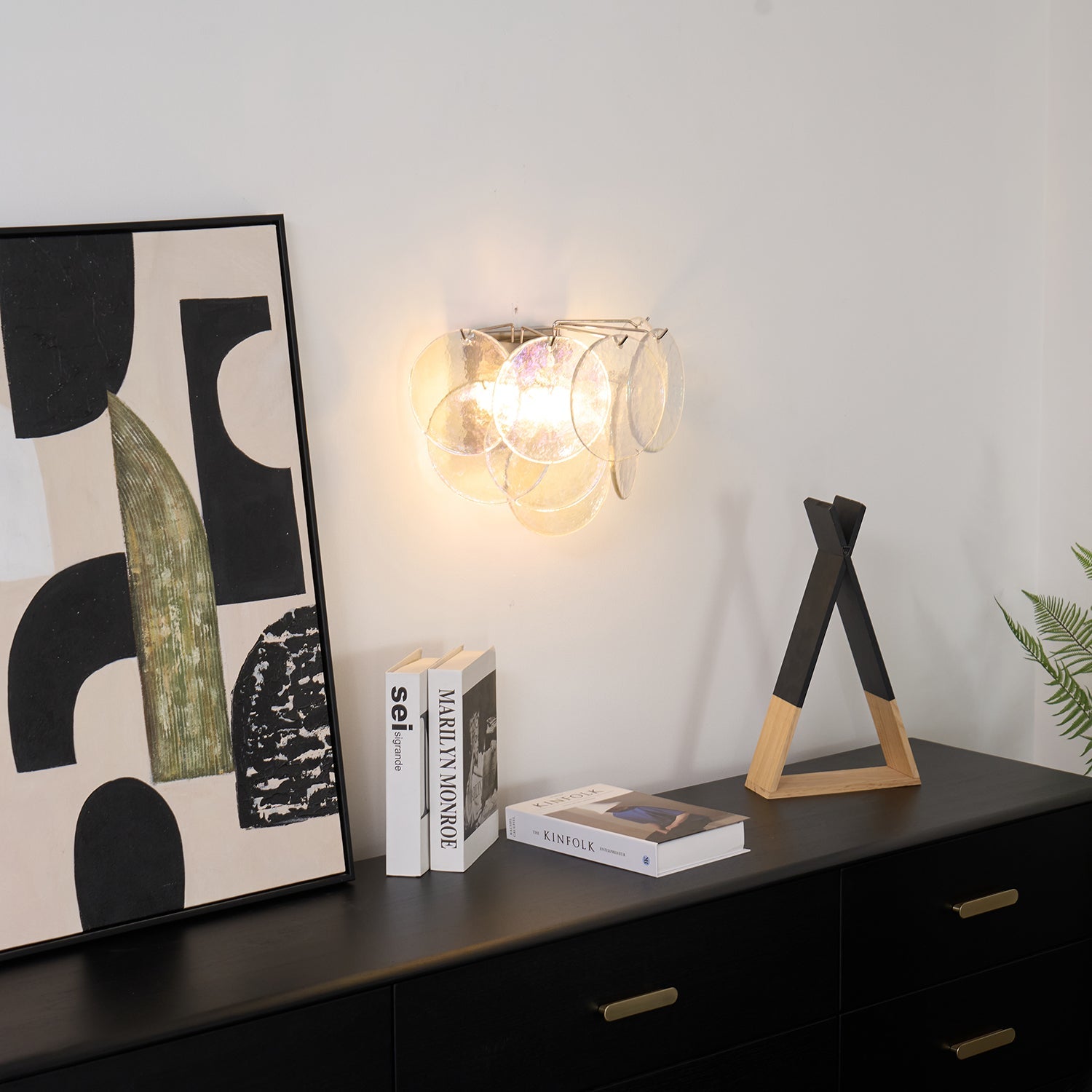 Lunaria Disc Wall Lamp