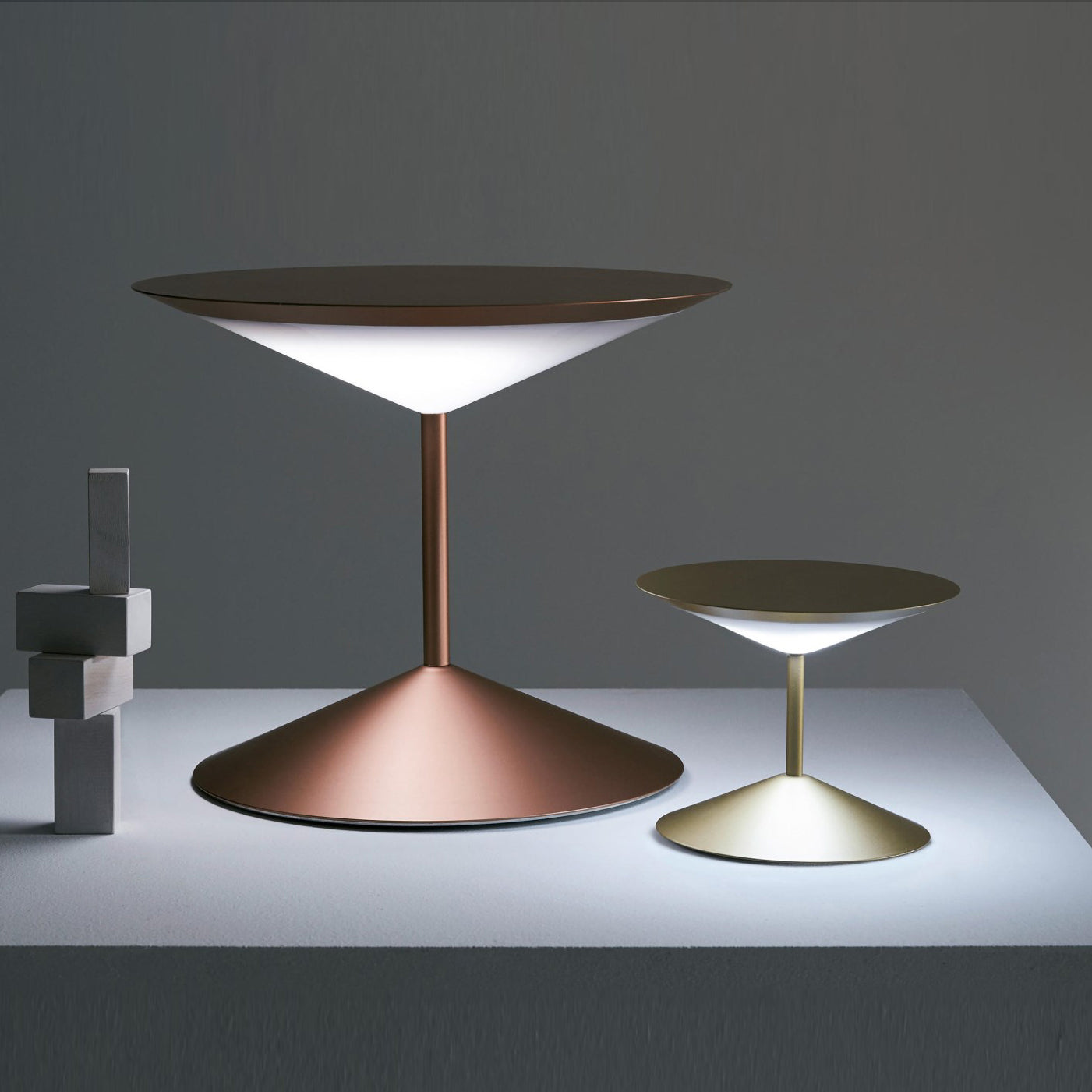 ナルシソ テーブルランプ バッテリー内蔵