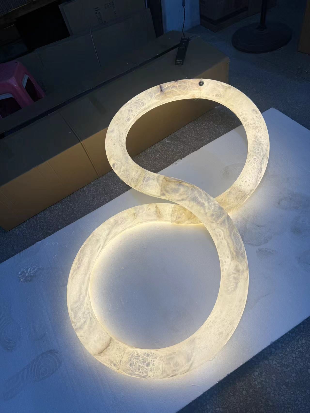 インフィニティサスペンションライト