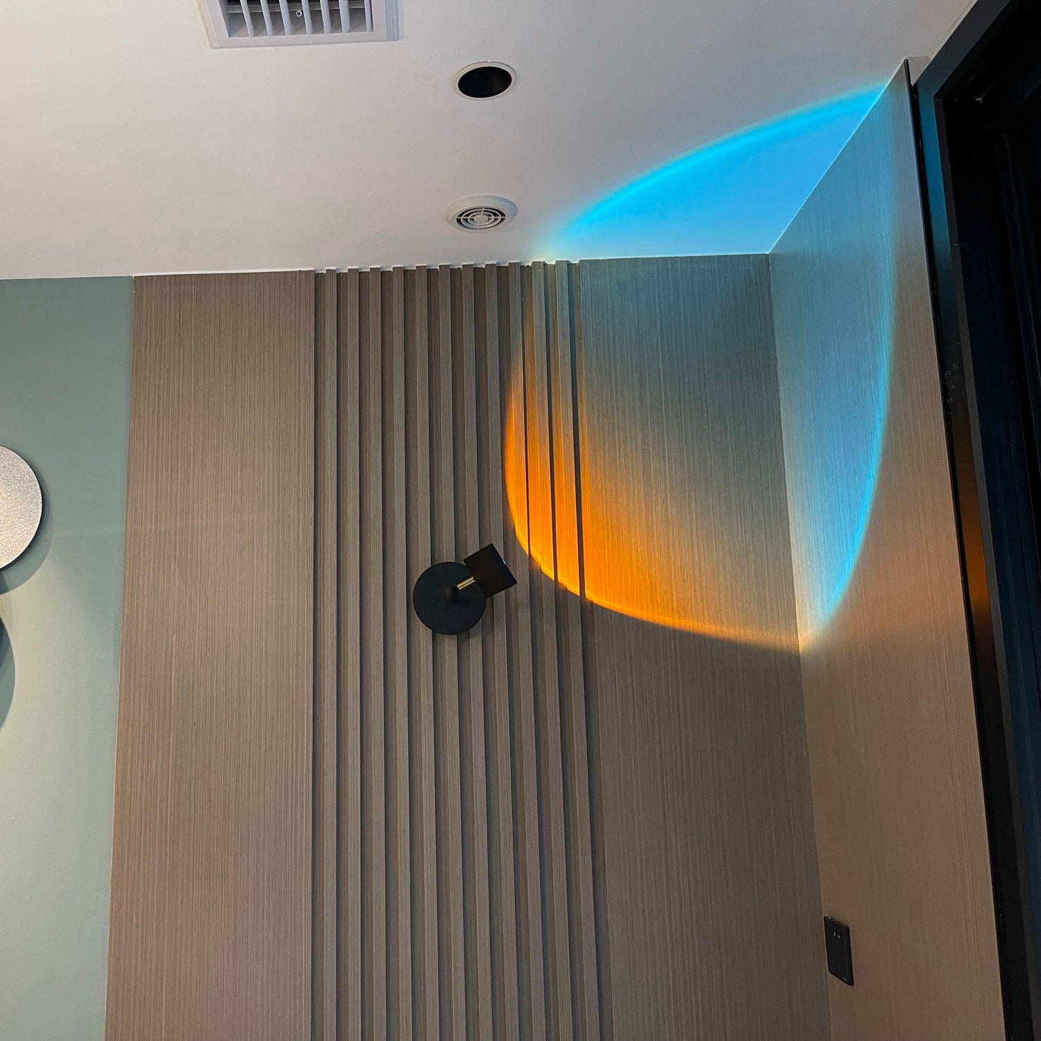 サンセットウォールランプ