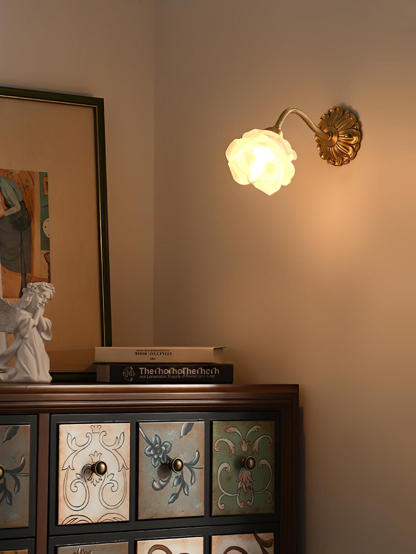 真鍮ローズウォールライト