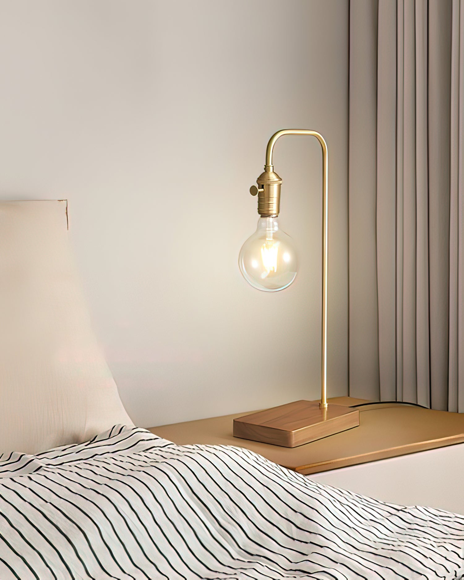 Celio table lamp