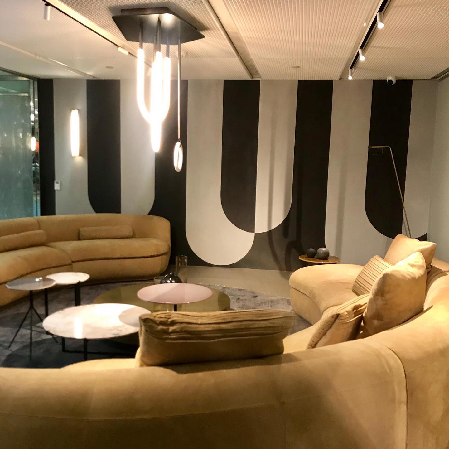 セイイエス シーリングランプ