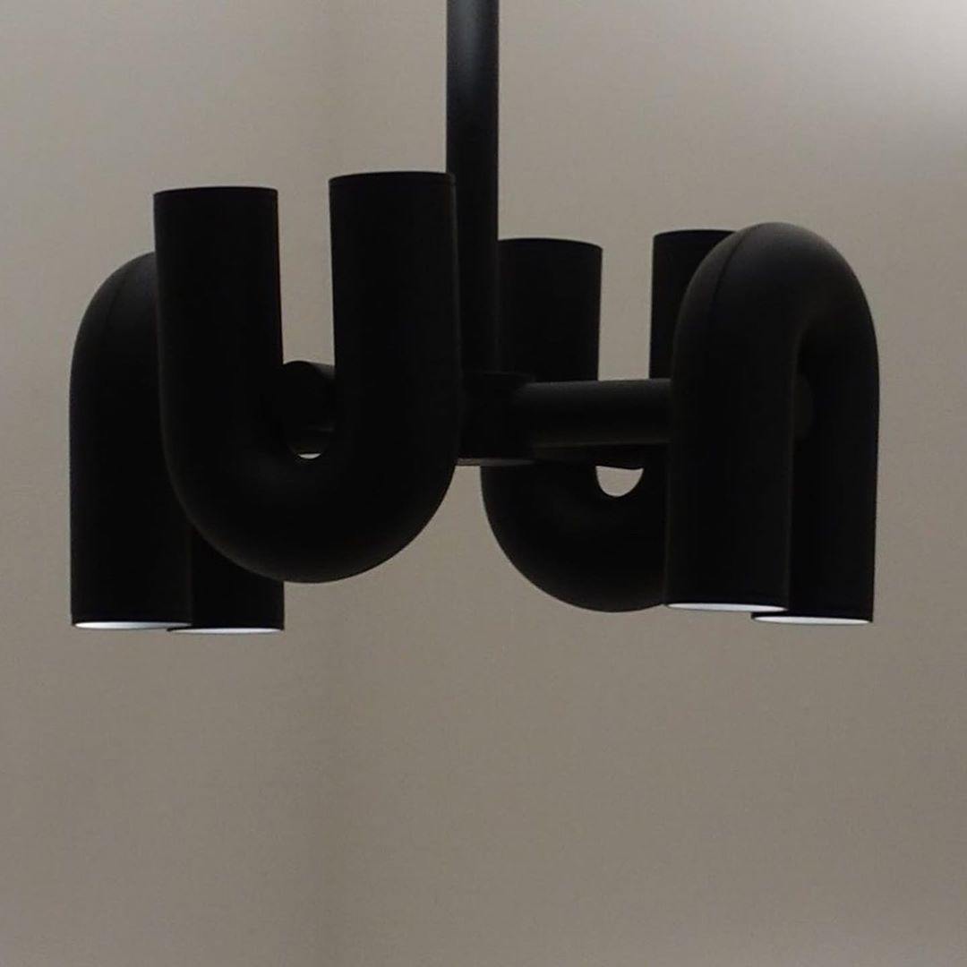 サーカスシャンデリア