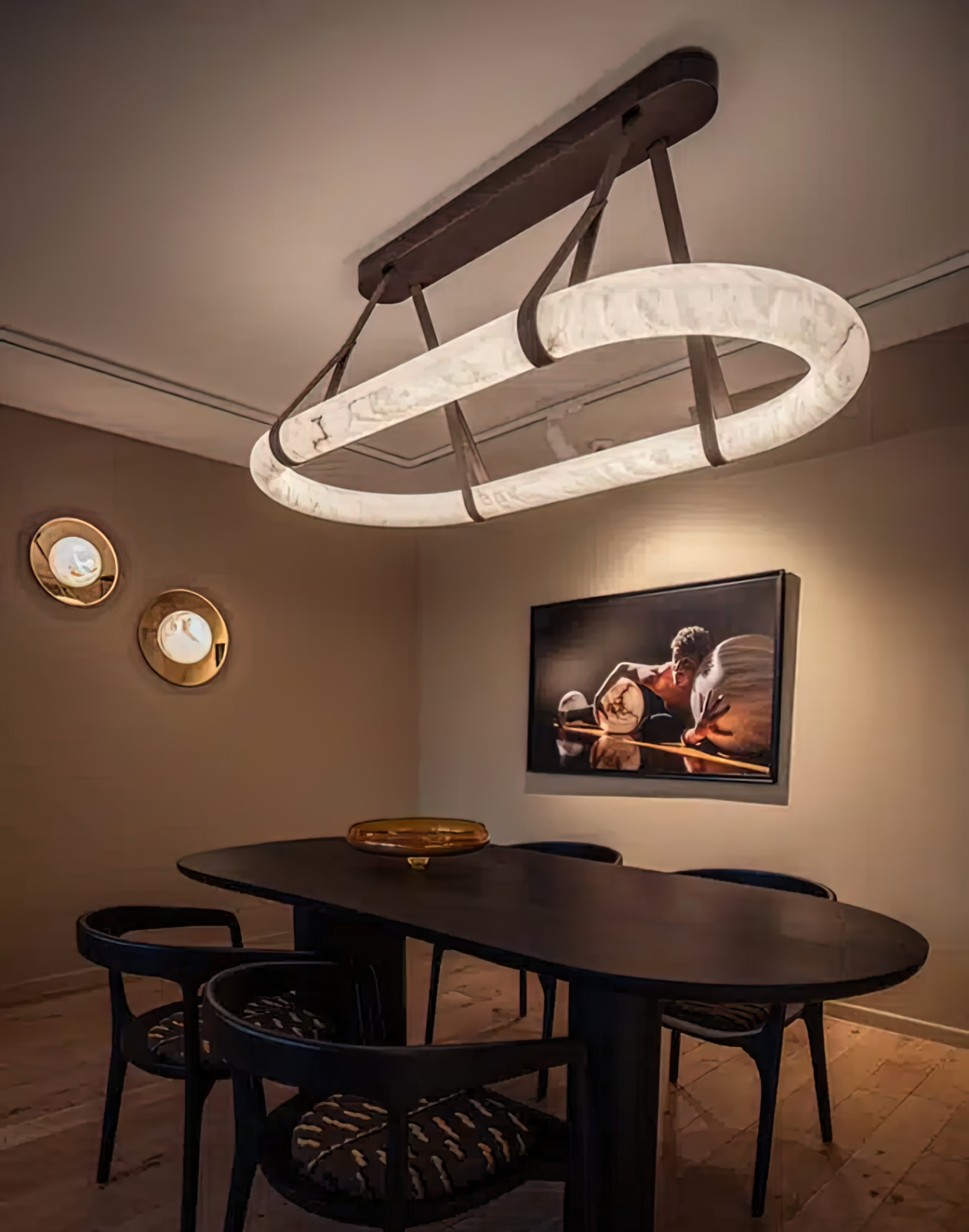 アラバスターオーバルサスペンション