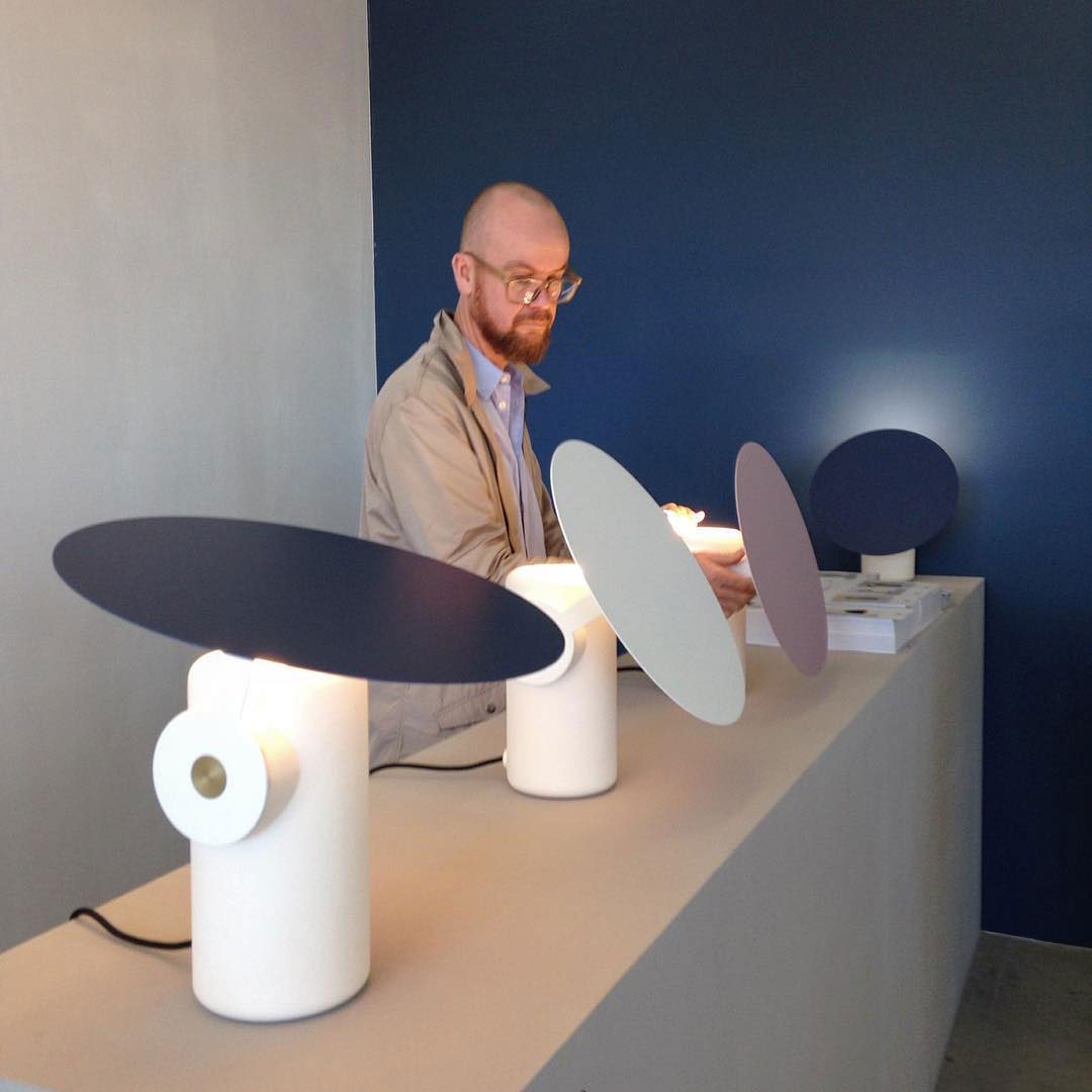 ポーラーデスクランプ