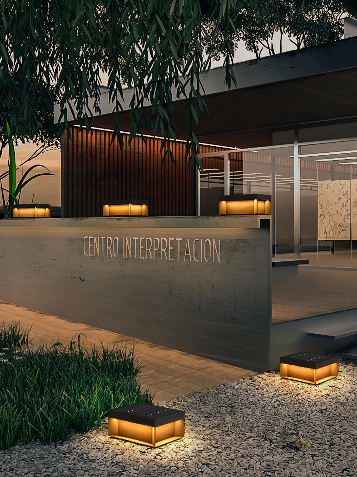 ブラックボックス屋外ポストライト