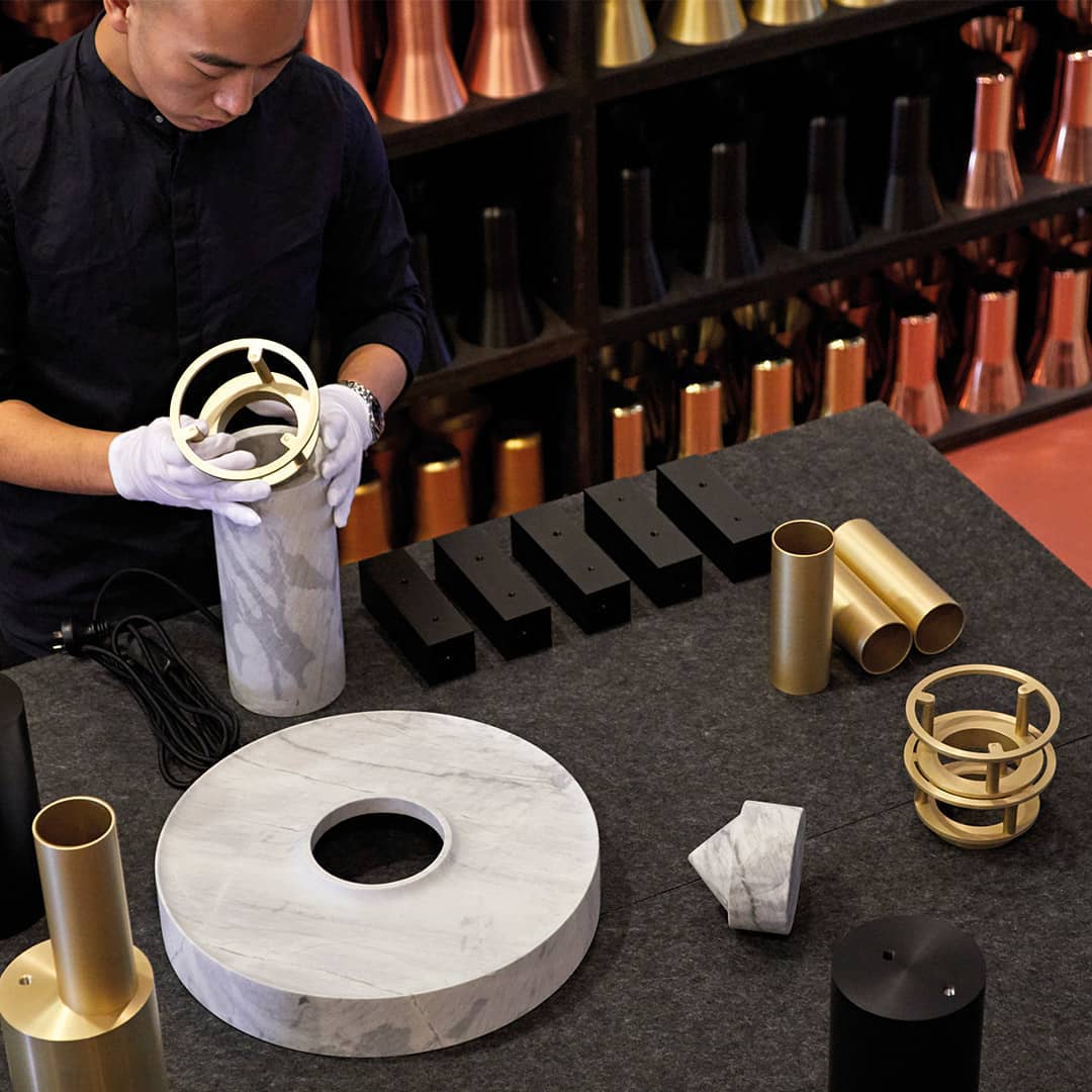 ヘメラデスクランプ