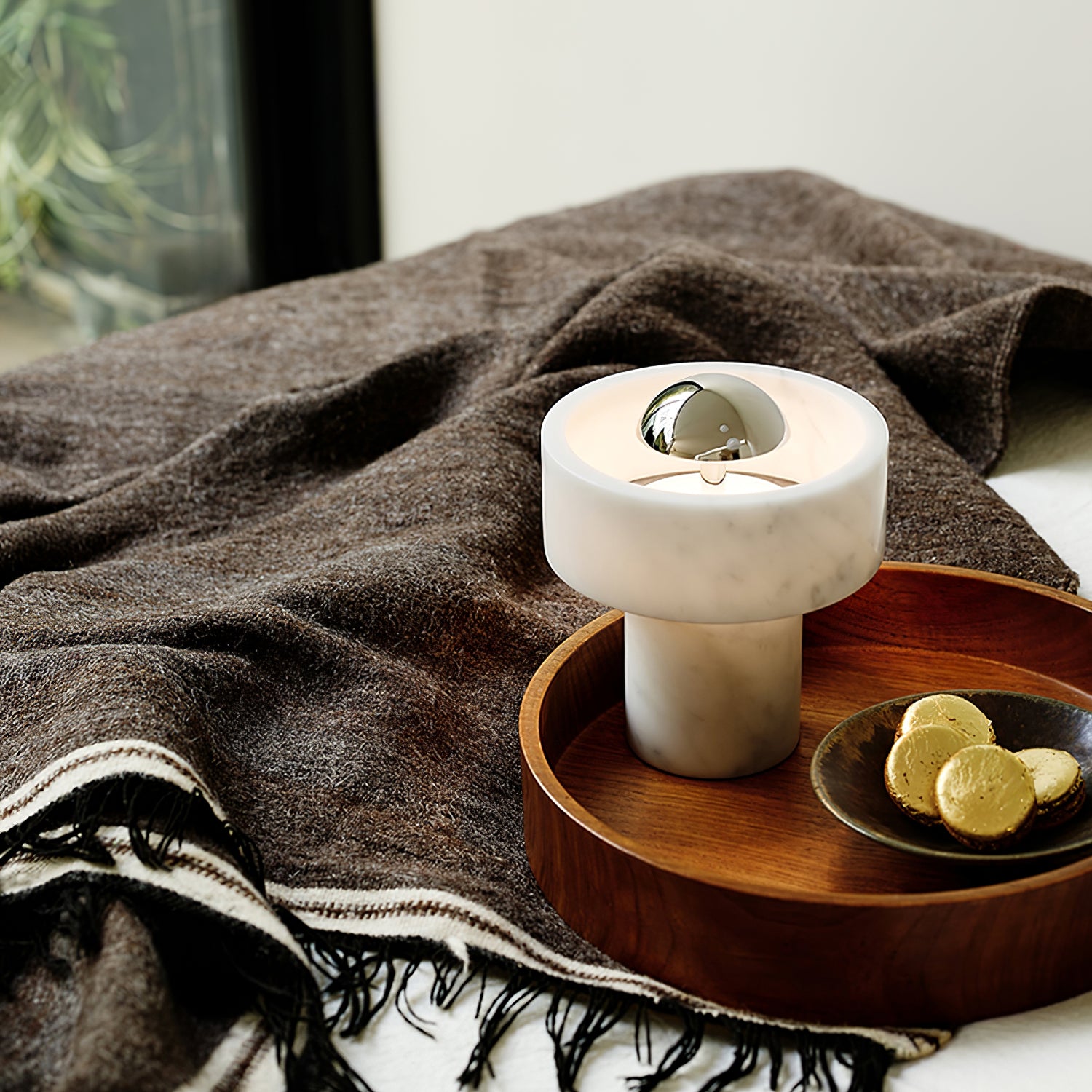 大理石のオーラ テーブルランプ