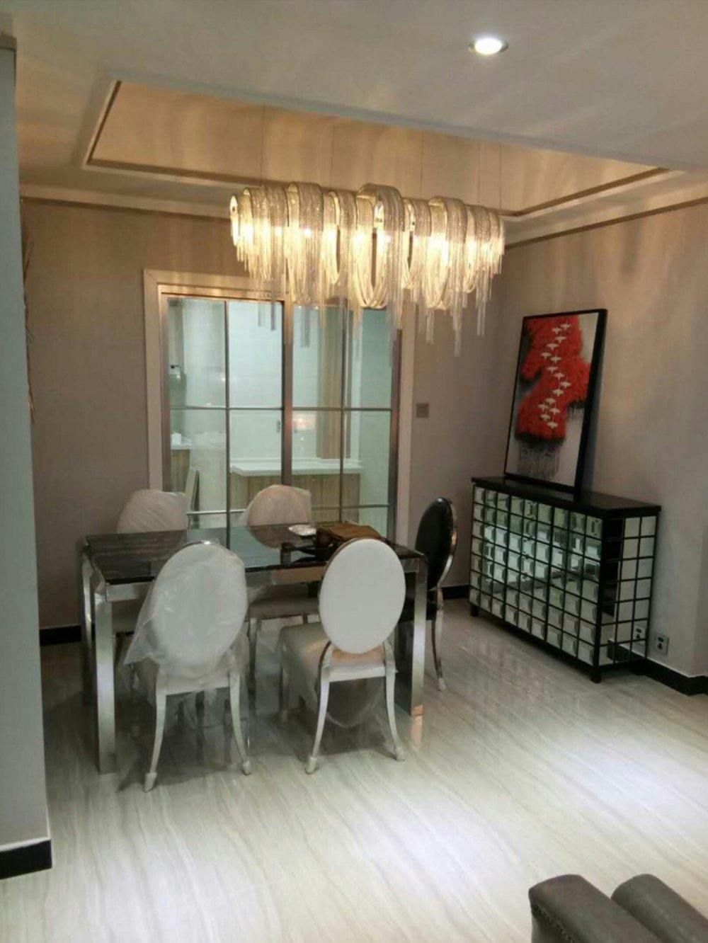 Volver Long Chandelier