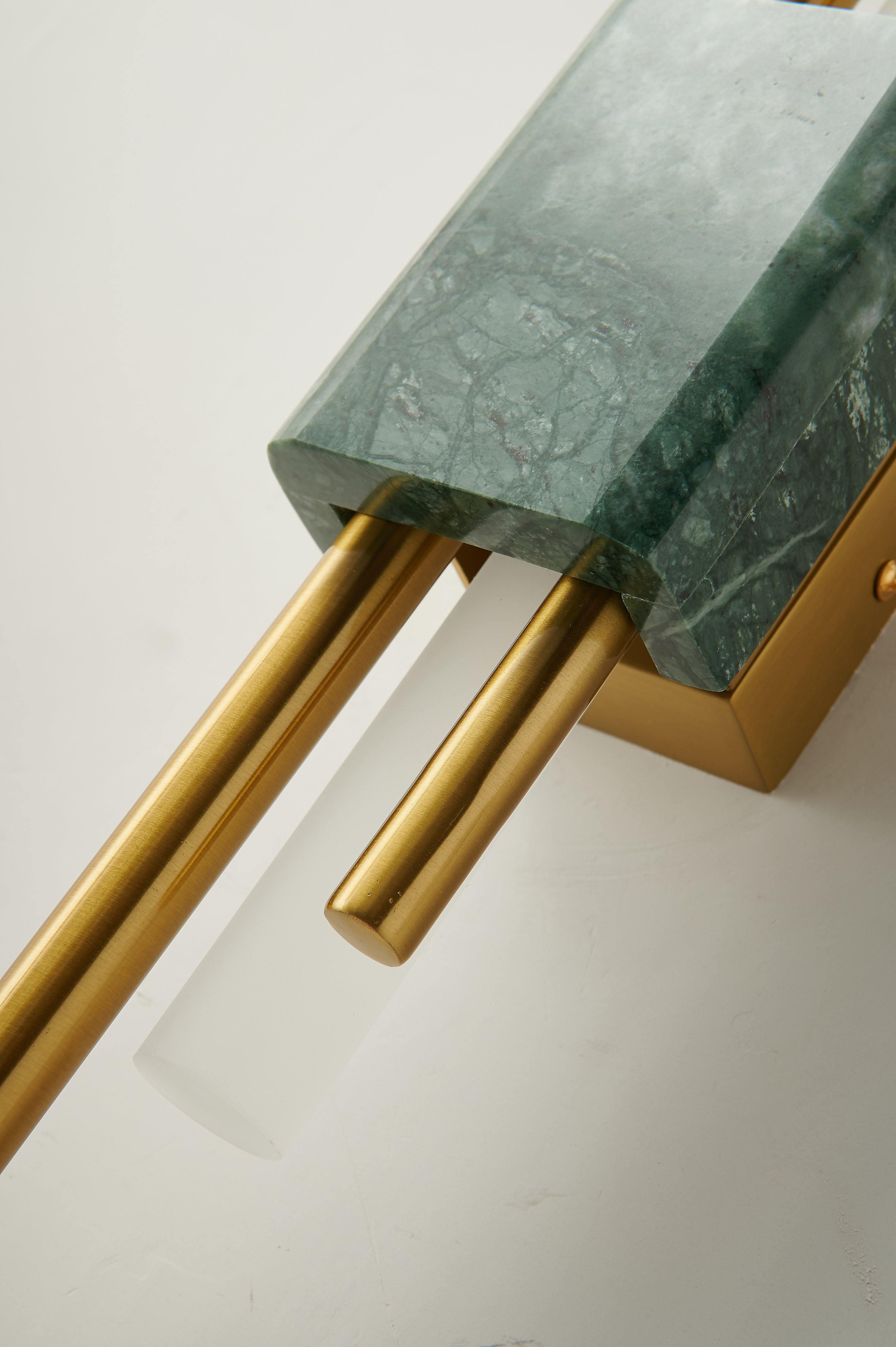 タント プラグインウォールライト