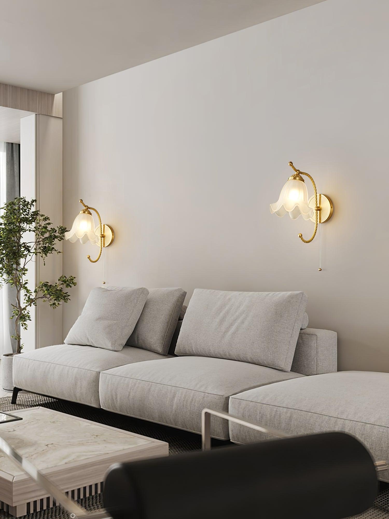 湾曲したグースネック真鍮ガラス取り付け用燭台