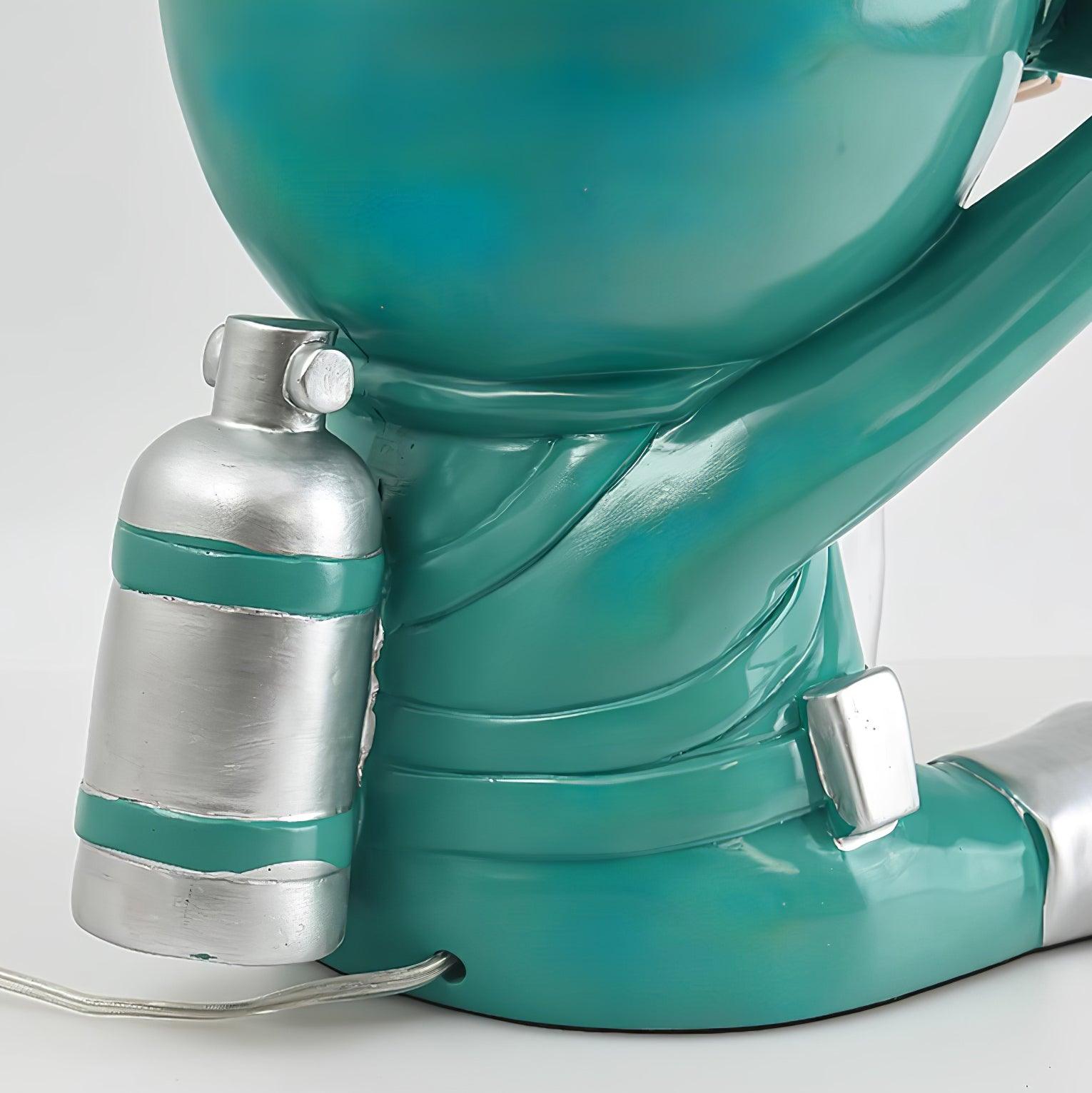 冒険家樹脂テーブルランプ