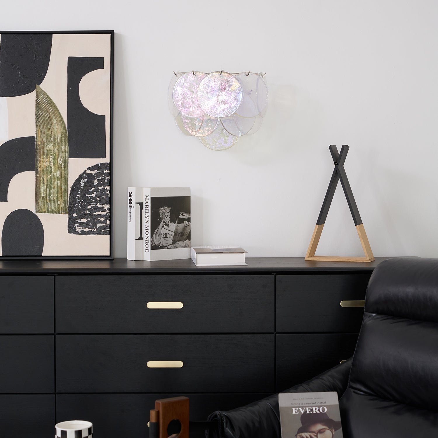 Lunaria Disc Wall Lamp