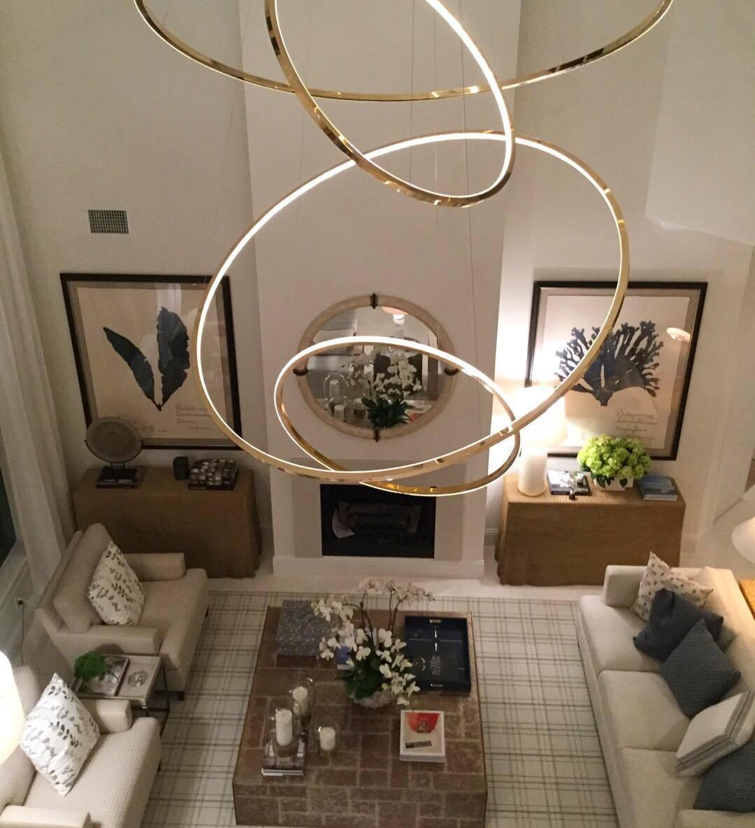 ロホヤのゴールドシャンデリア