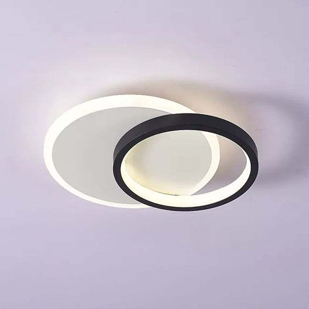 リビングルームに最適な、モダンな幾何学模様のアイアンブラックフラッシュLEDシーリングライト