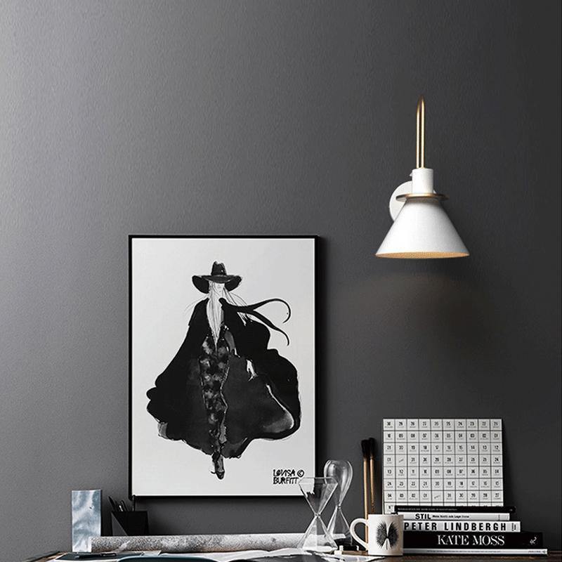 北欧風メタルウォールスコンセ