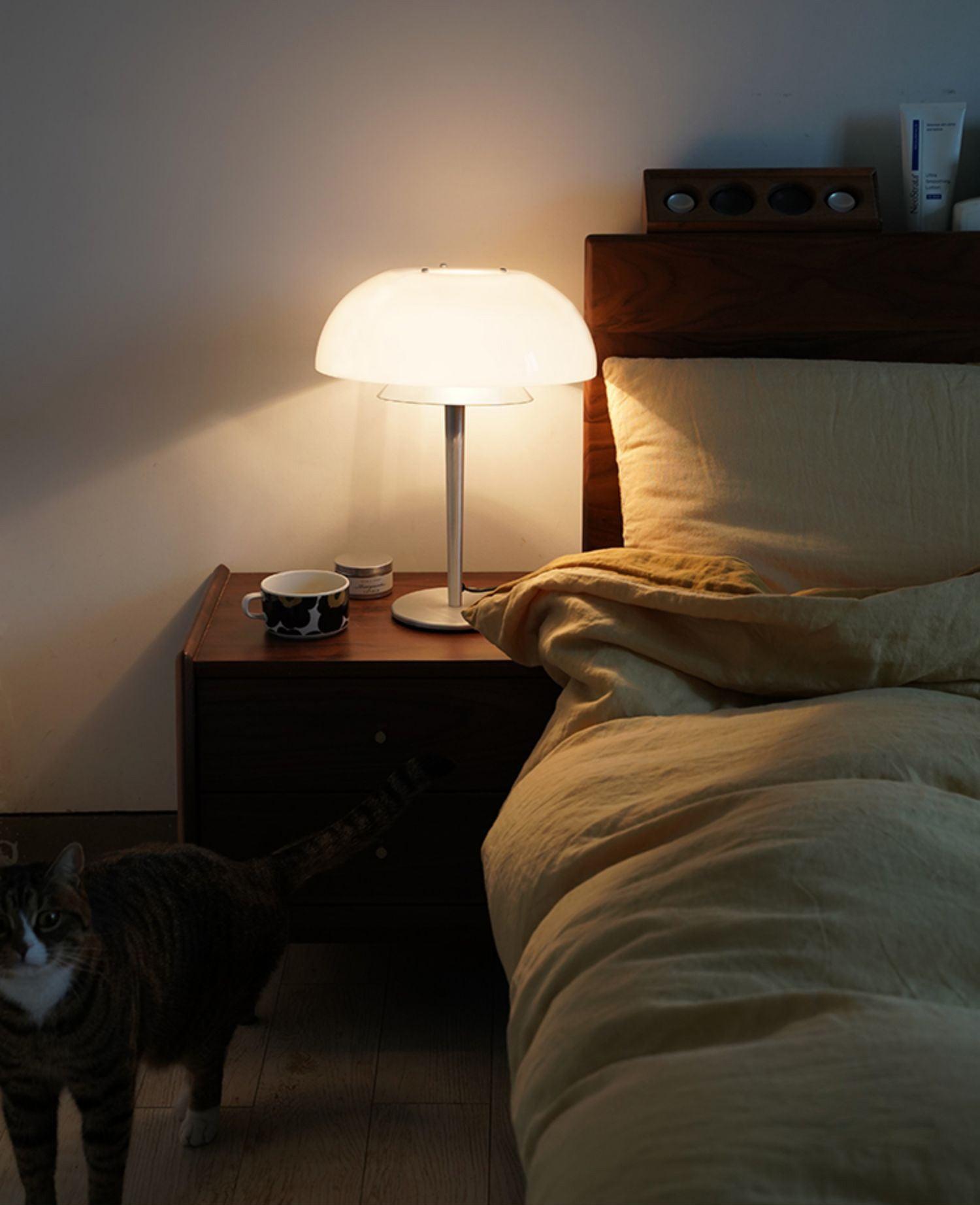 Wuzzini テーブルランプ