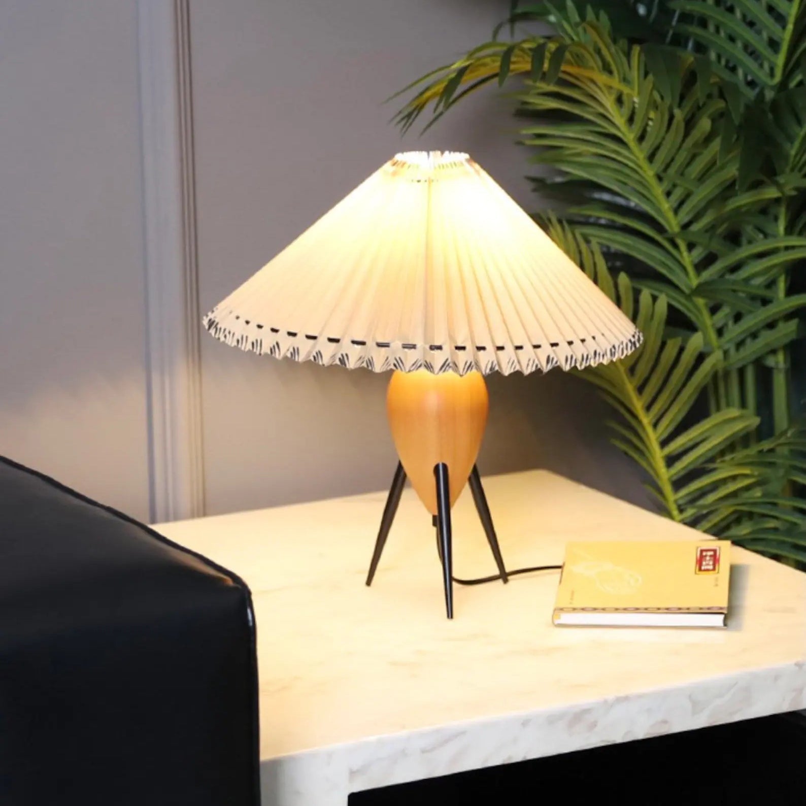 ミアン テーブルランプ