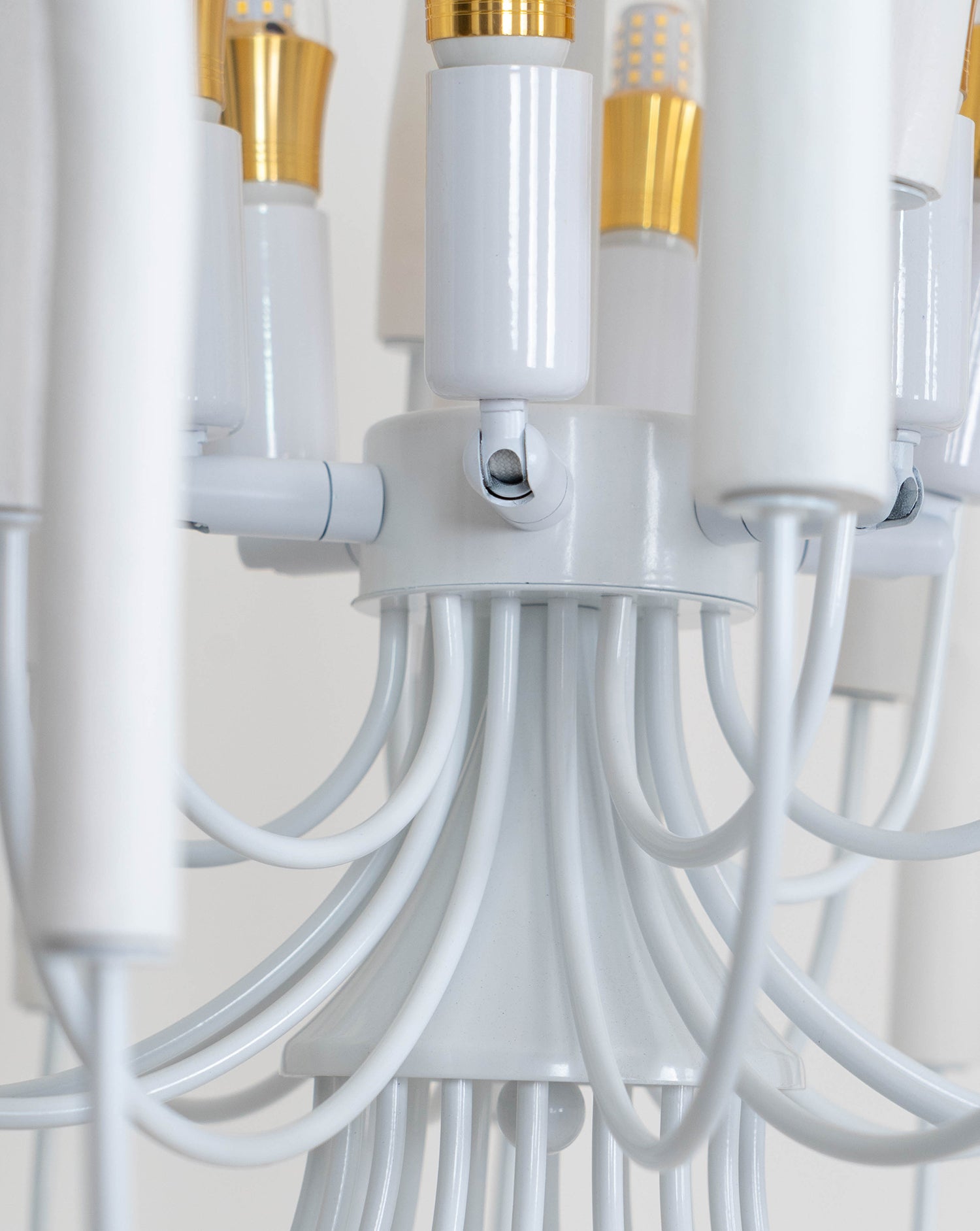 Sparse Wooden stick Chandelier