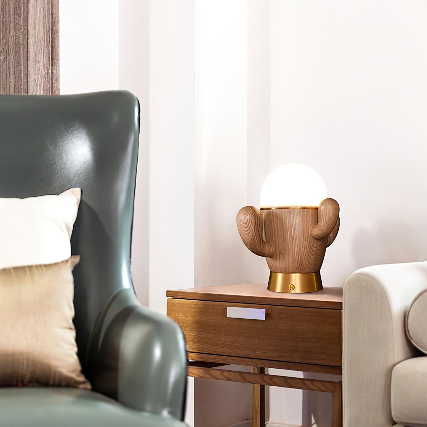 木製サボテンテーブルランプ