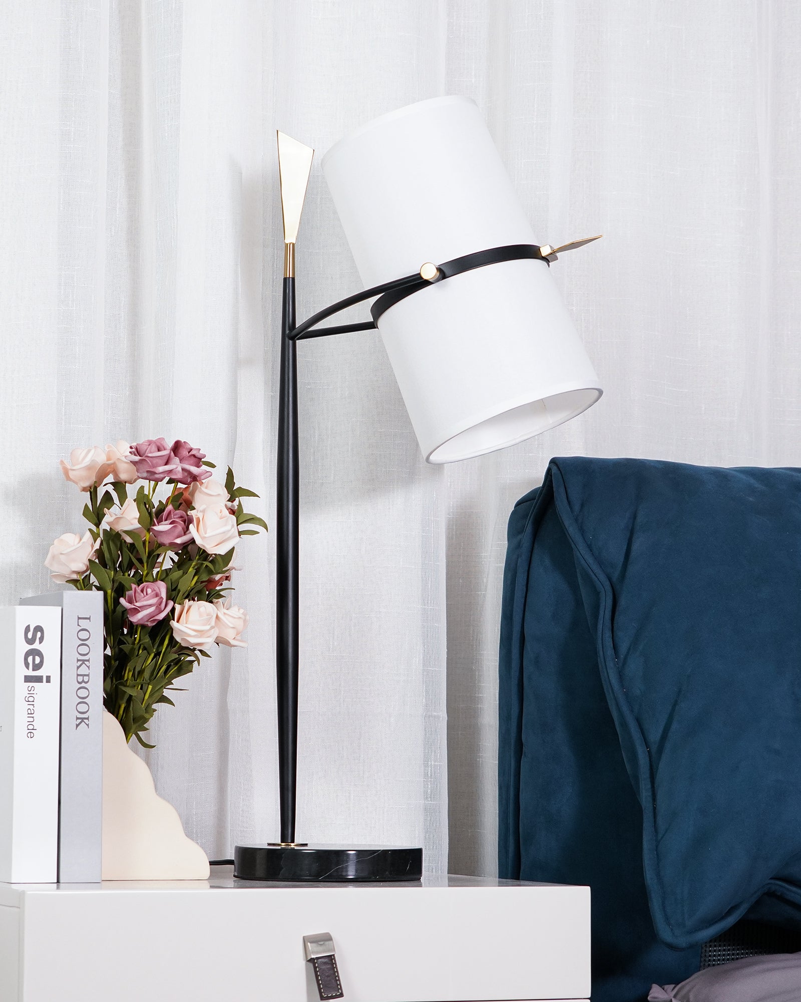 ヤスミン テーブルランプ