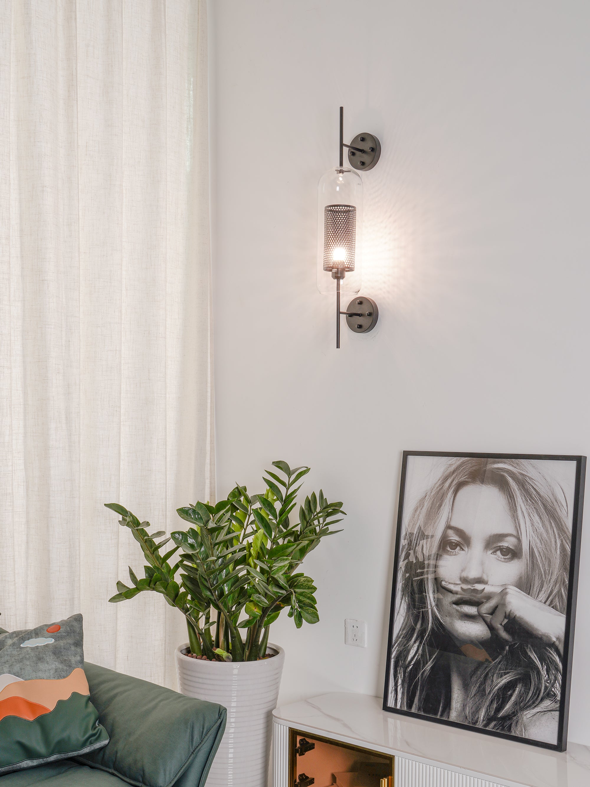 Chiswick Glass Wall Light