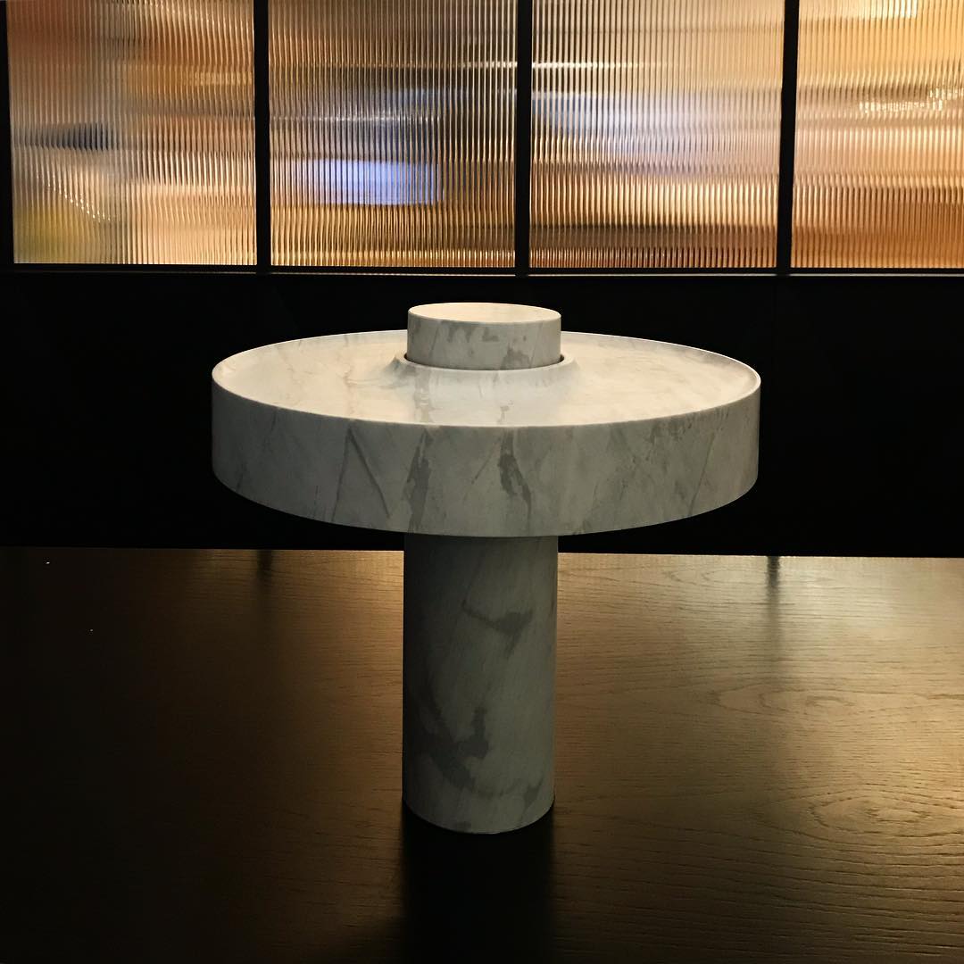 ヘメラデスクランプ